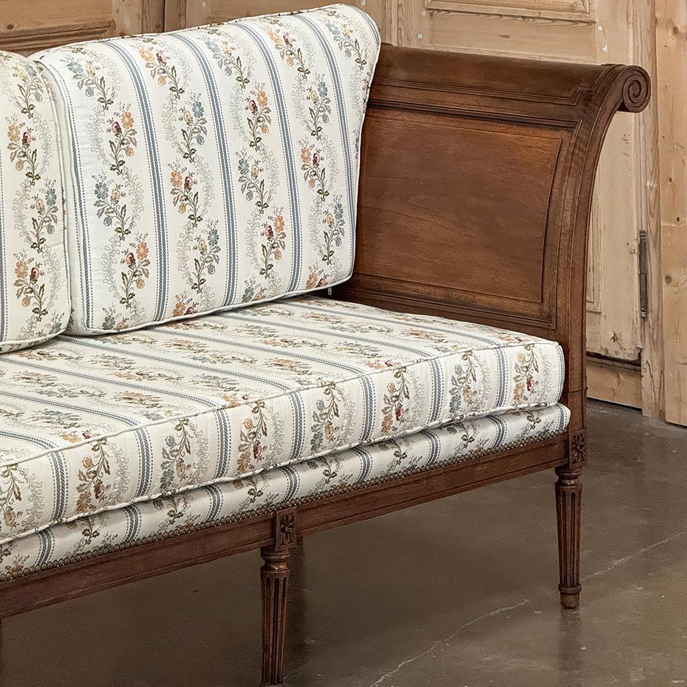 Par de Camas de Día Neoclásicas Antique French ~ Chaise Lounges en venta 1