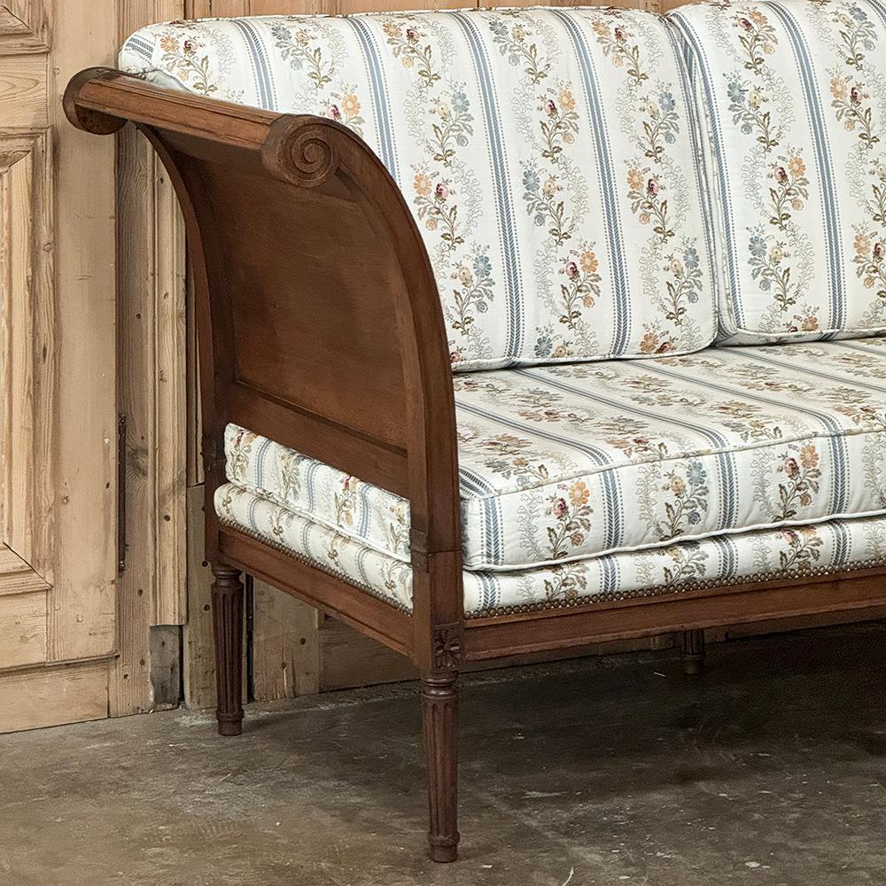 Par de Camas de Día Neoclásicas Antique French ~ Chaise Lounges en venta 2