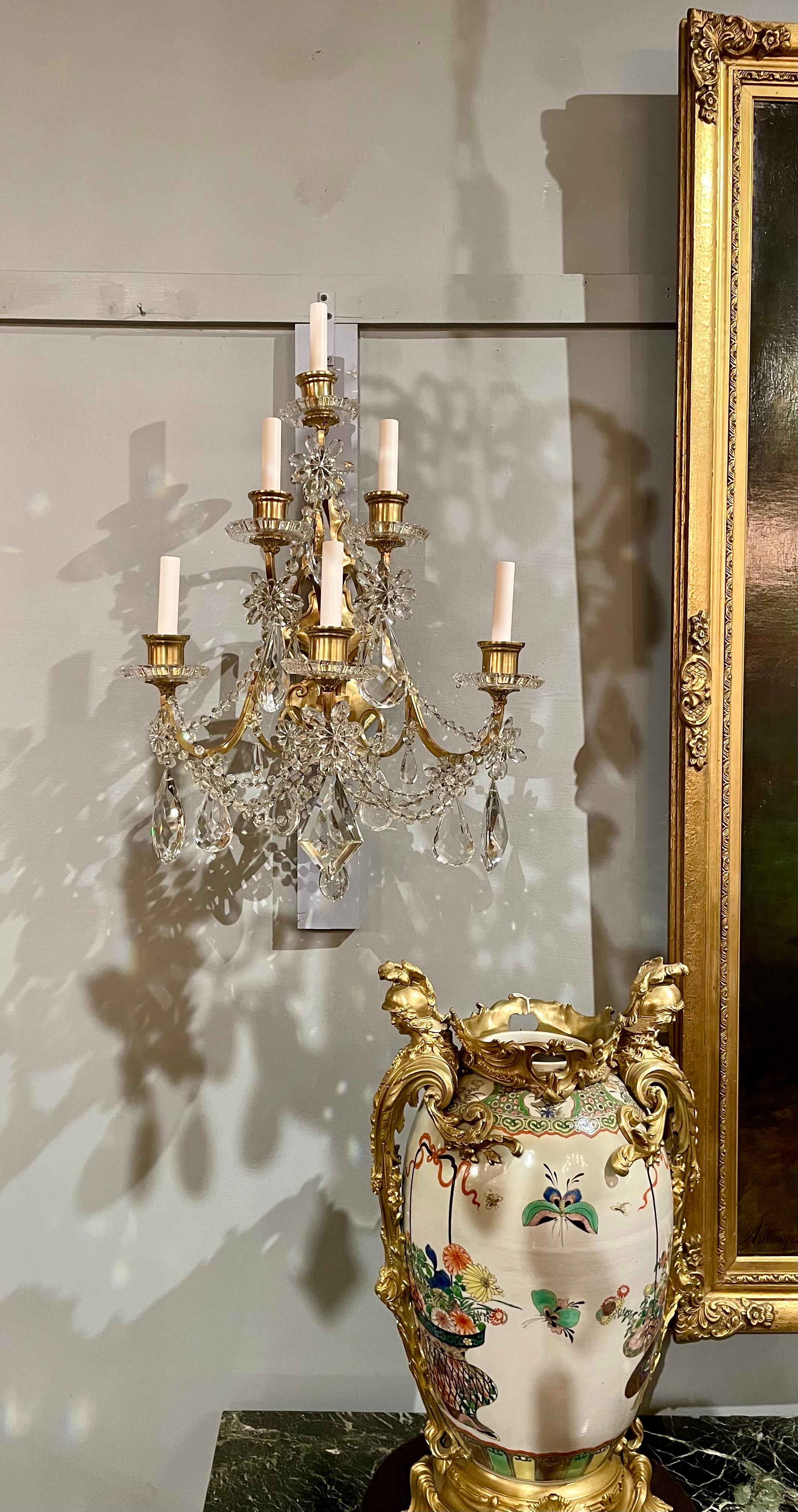 Paire d'appliques anciennes en bronze doré et cristal de Baccarat Circa 1885 en vente 5