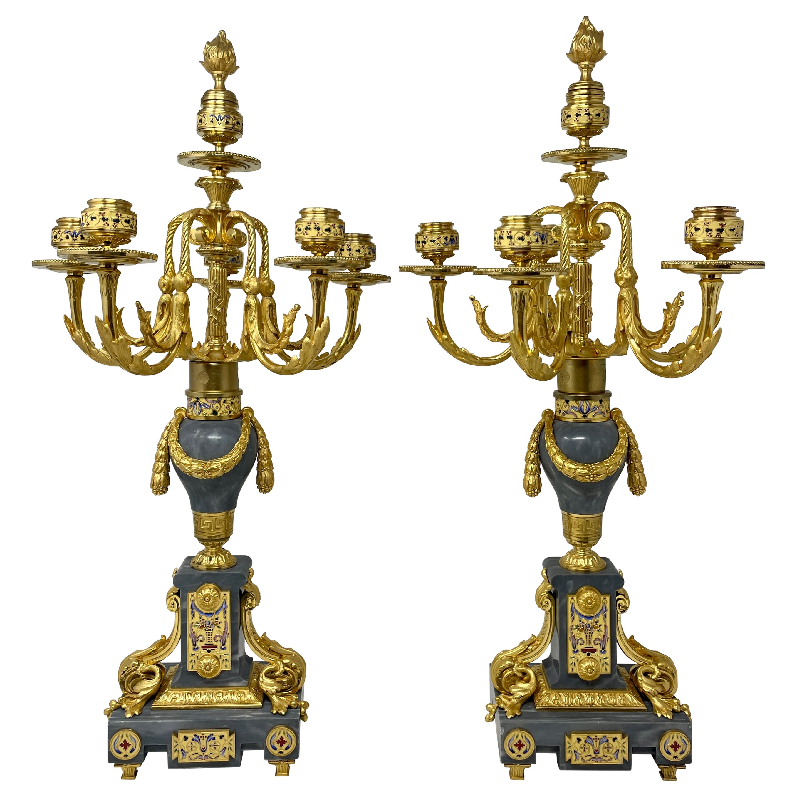 Pareja de Antiguos Candelabros Franceses de Ormolu, Mármol Gris y Esmalte Cloisonné Circa 1885