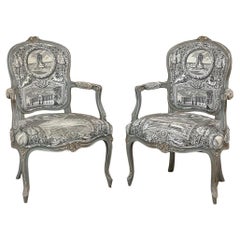 Paire de fauteuils français anciens peints de style Louis XV ~ Fauteuils