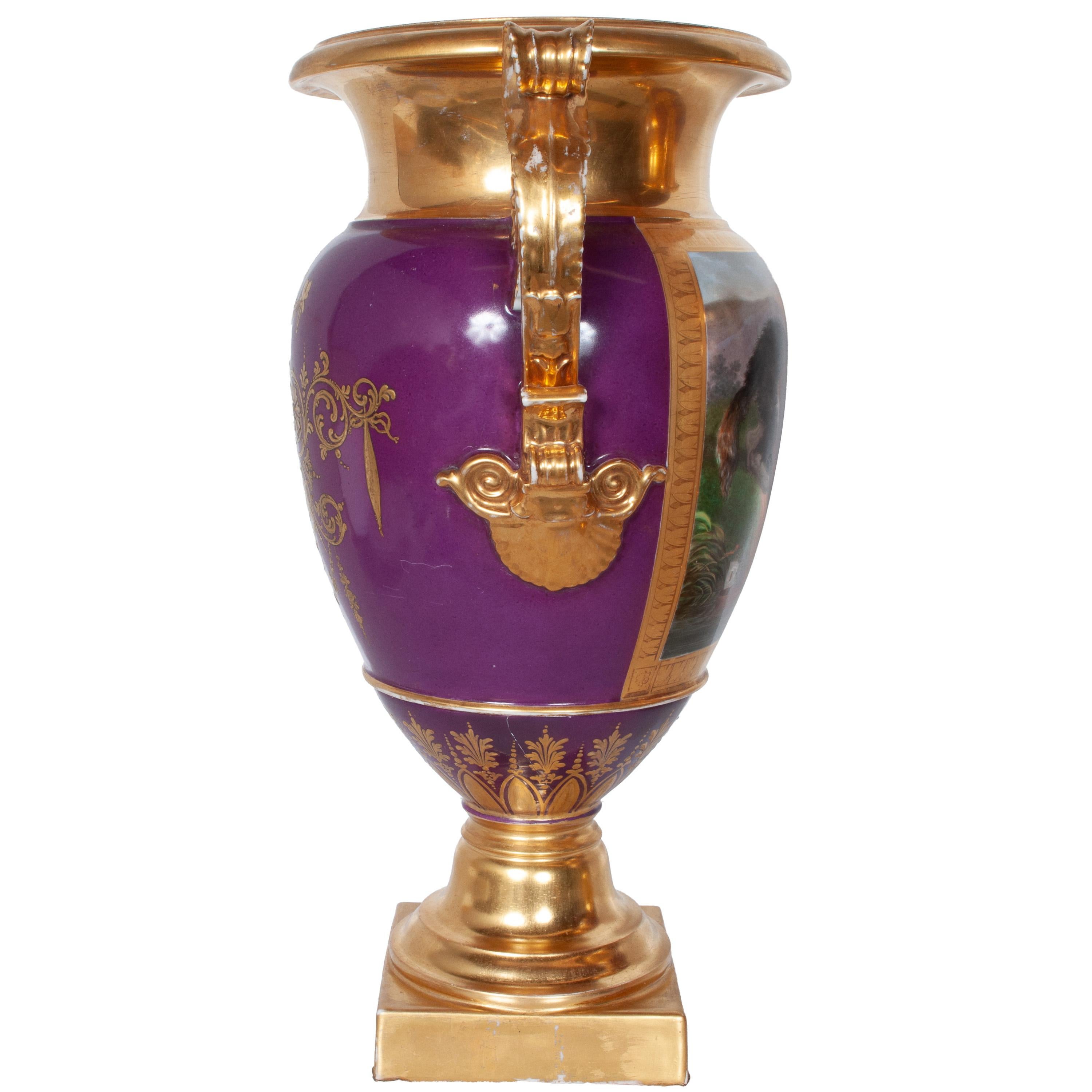 Doré Paire d'anciens vases à chien en porcelaine de Paris peints à la main par Darte Frères 1810 en vente