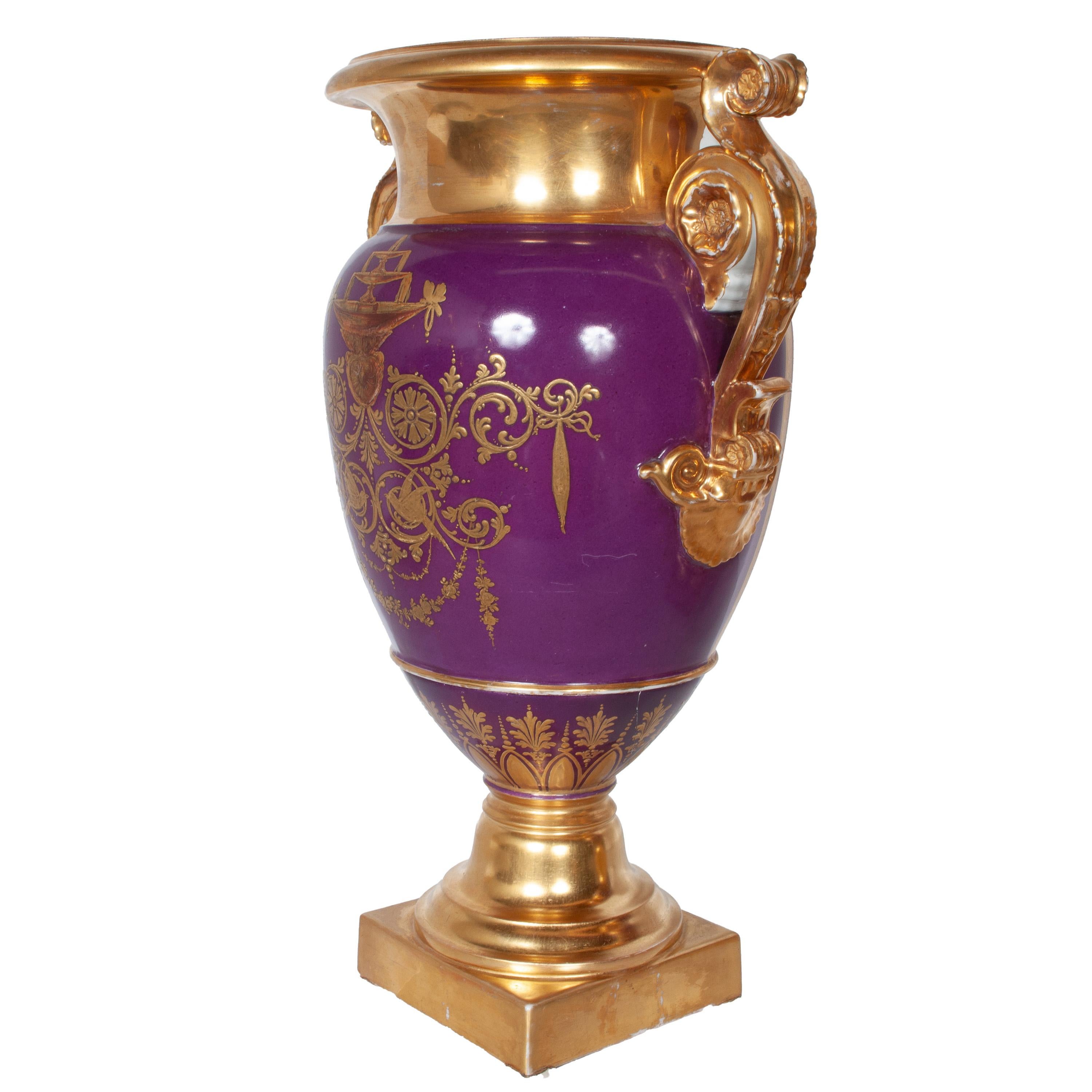 Paire d'anciens vases à chien en porcelaine de Paris peints à la main par Darte Frères 1810 Bon état - En vente à Portland, OR