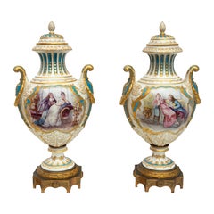 Urns