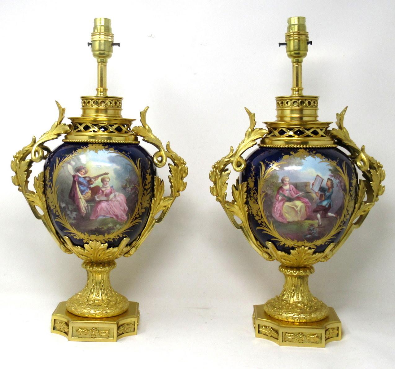 Late Victorian Pair Antique French Sèvres Porcelain Ormolu Gilt Bronze Dore Table Urn Lamps 
