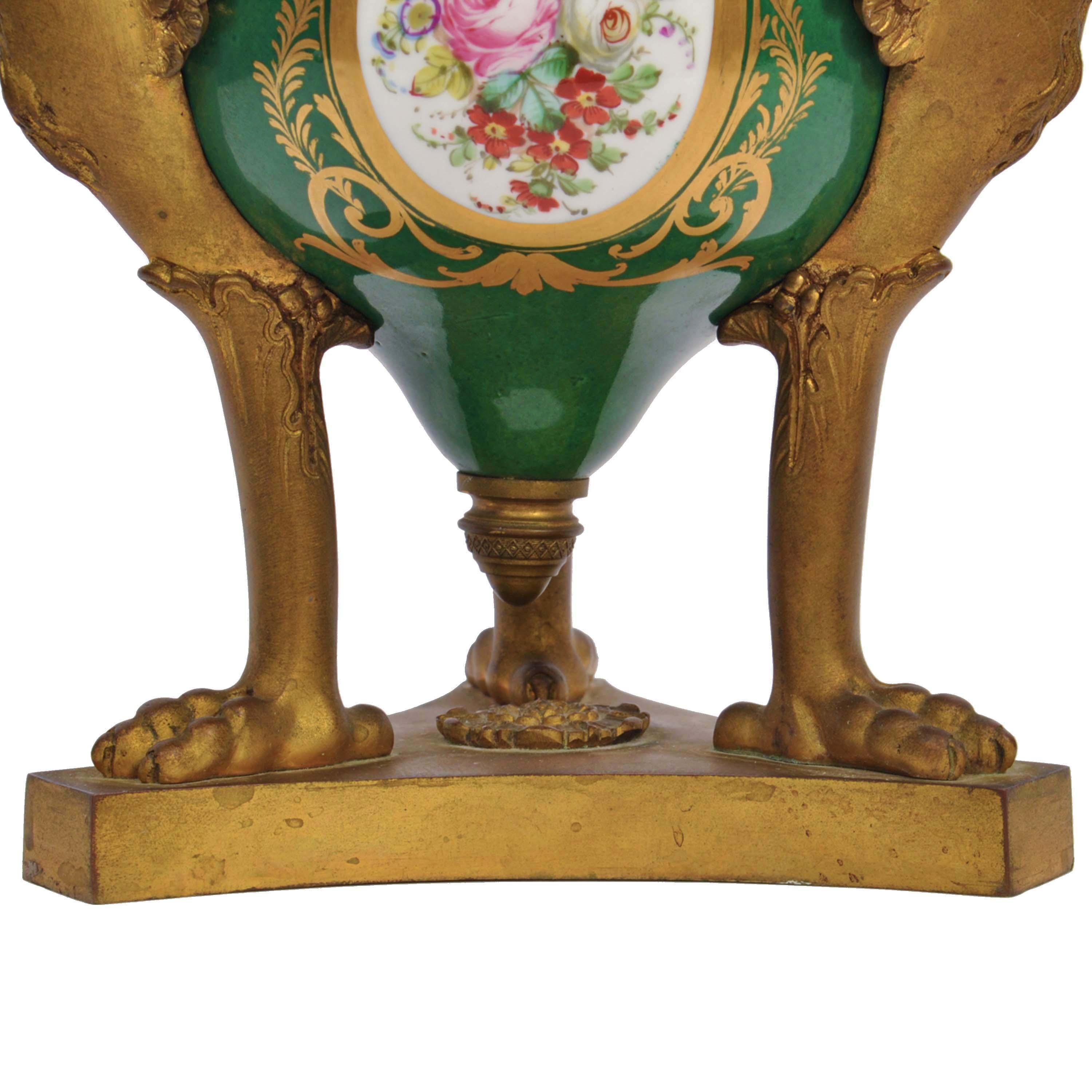 Pair Antique French 'Sevres' Red Porcelain Gilt Bronze Pot Pourri Urns 1804-1809 For Sale 1