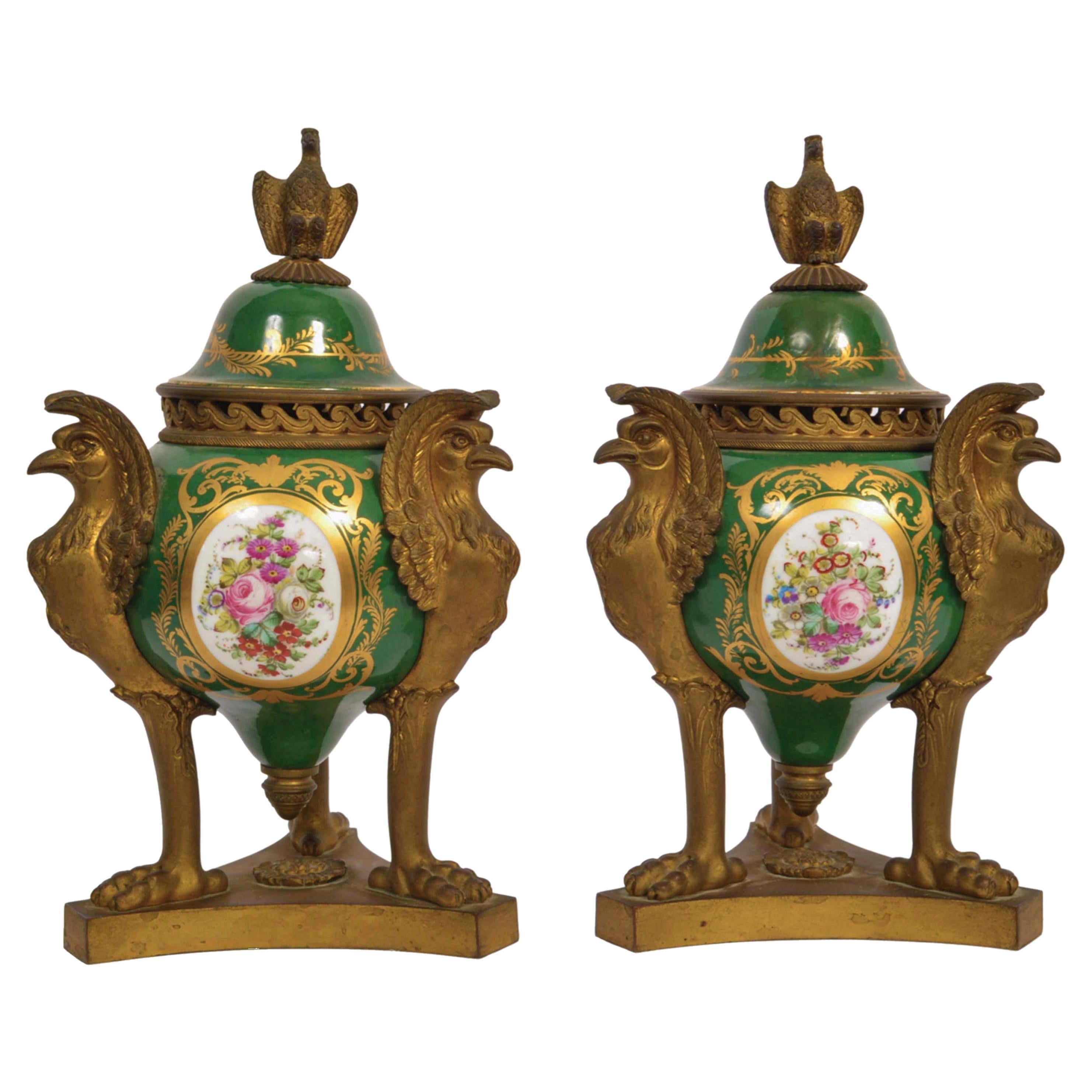 Pair Antique French 'Sevres' Red Porcelain Gilt Bronze Pot Pourri Urns 1804-1809 For Sale