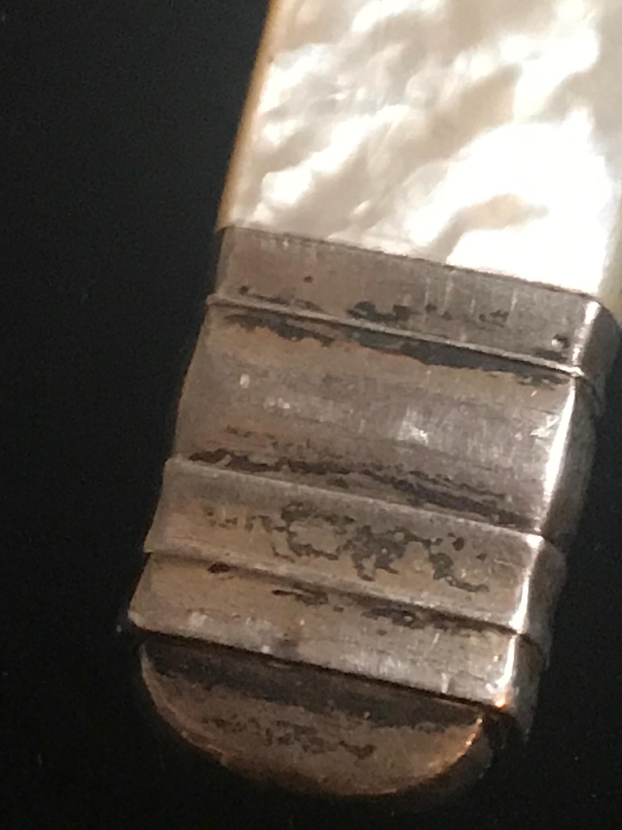 Paar antike französische Silber vergoldete Obstmesser:: Griff aus Perlmutt:: Paris im Angebot 2