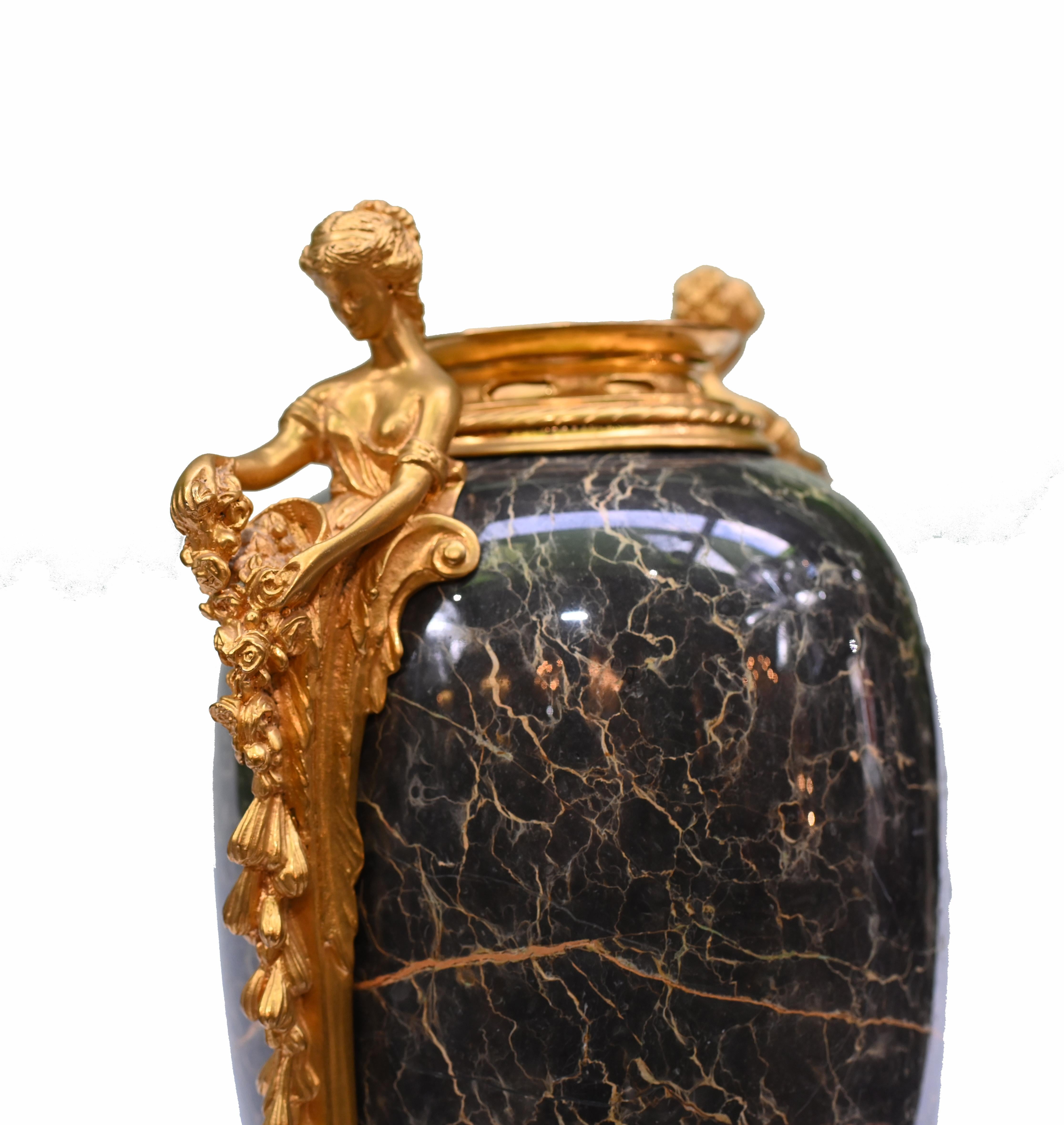 Pair Antique French Urns Marble Cassolettes Amphora 1890 For Sale 10