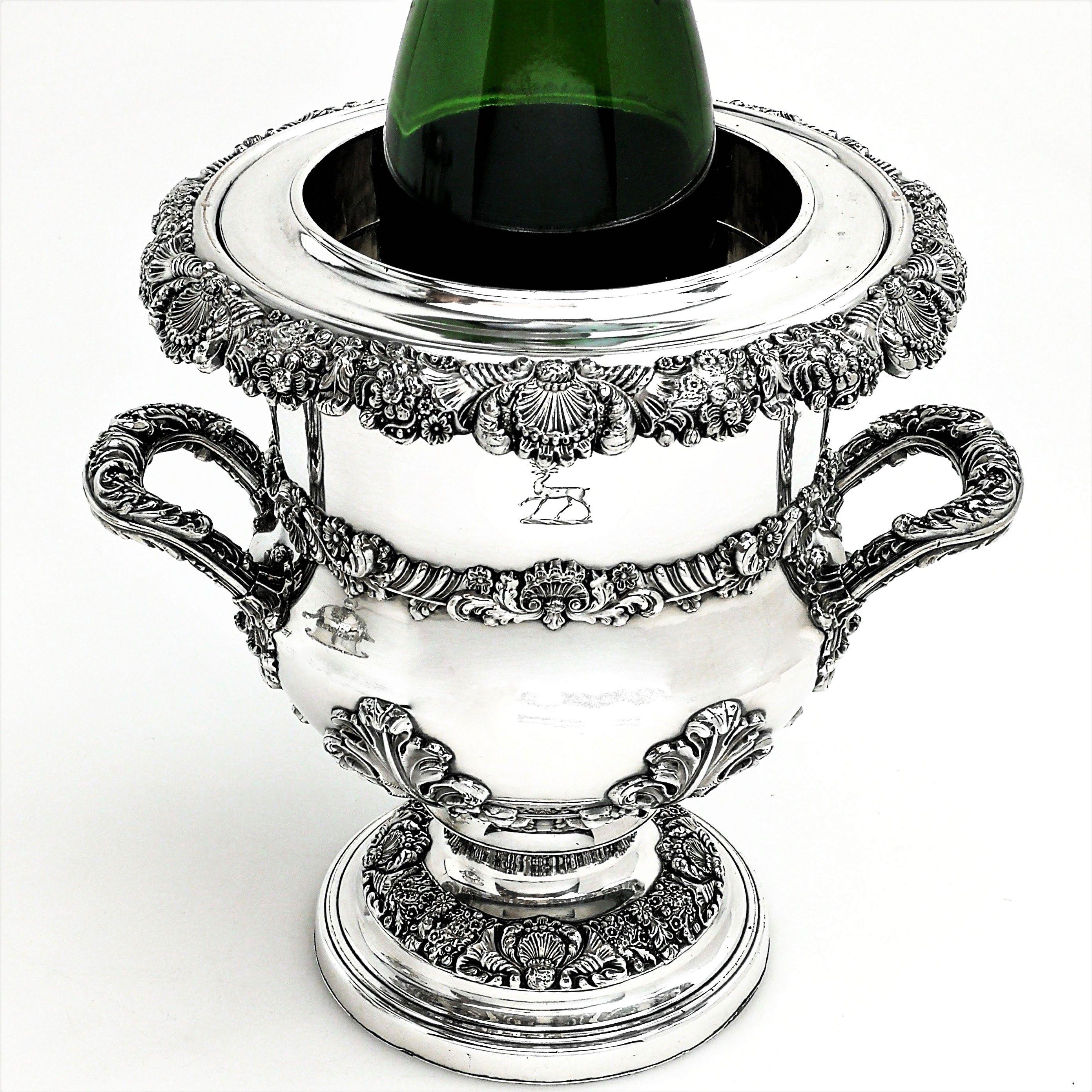 Antique Georgian Old Sheffield Plate Wine Coolers c. 1825 Silver Plate  Pair In Good Condition In London, GB