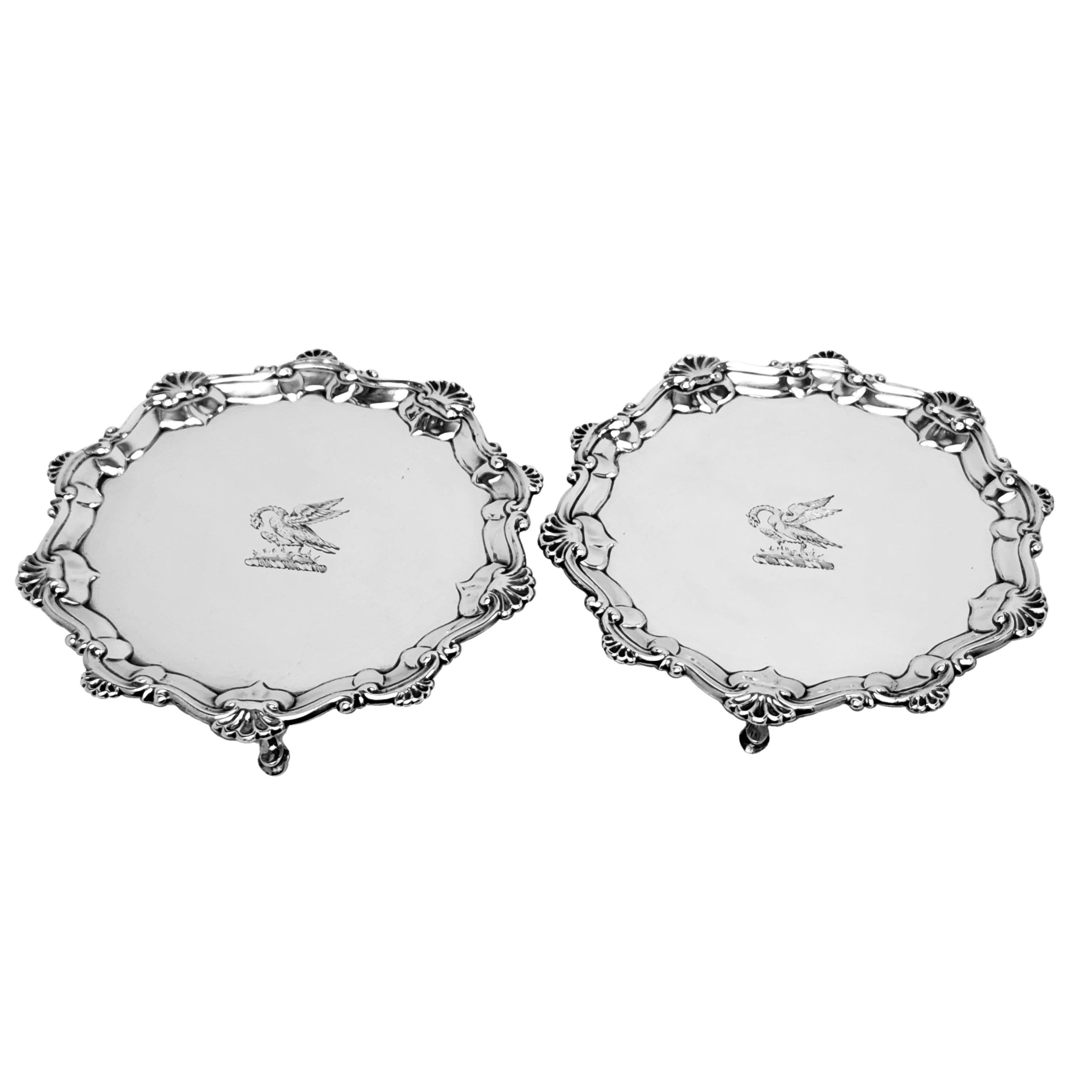 English Pair Antique Georgian Round Silver Salvers Waiters 1767 For Sale