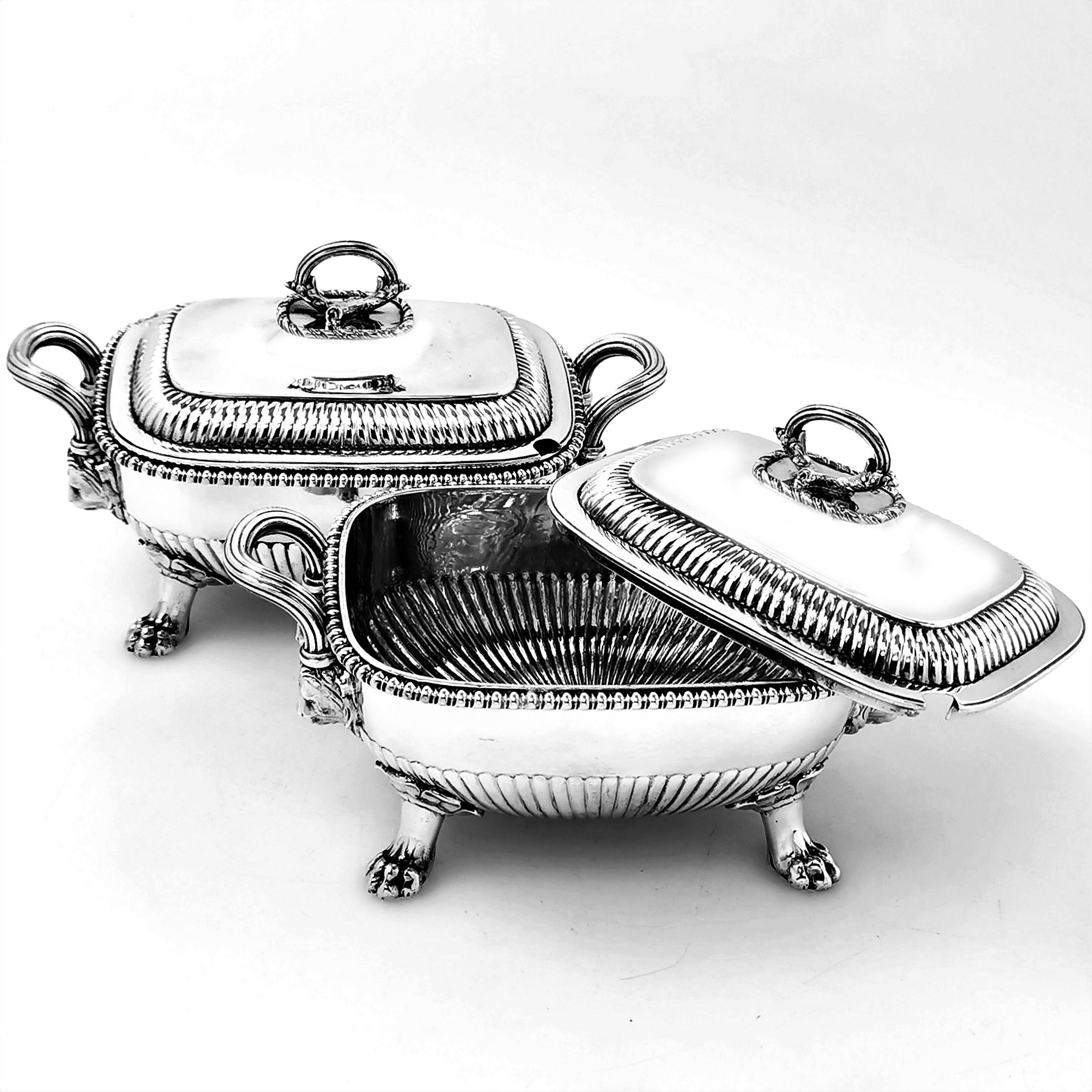 Pair of Antique Georgian Sterling Silver Sauce Tureens, 1810 In Good Condition In London, GB