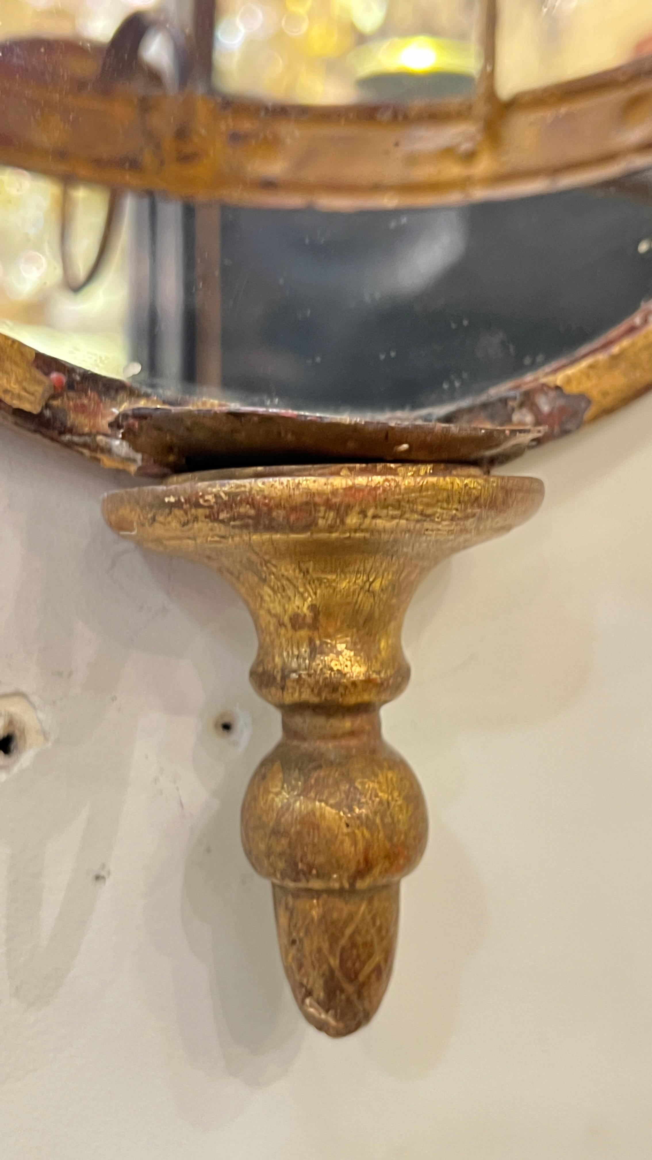 Pair Antique Gilt Metal 5-Light Girandole Mirrored Sconces en vente 4