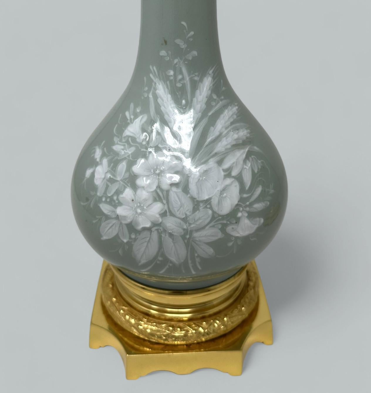 Pair Antique Grand Tour French Empire Pate-sur-Pate Jasperware Ormolu Urns Lamps For Sale 1