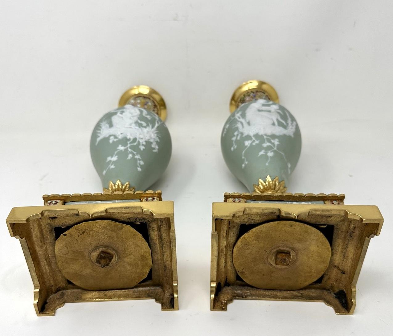 Pair Antique Grand Tour French Empire Pate-sur-Pate Jasperware Ormolu Urns Vases 3