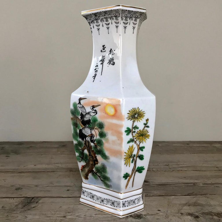 Pair of Antique Hand Painted Chinese Vases For Sale at 1stDibs
