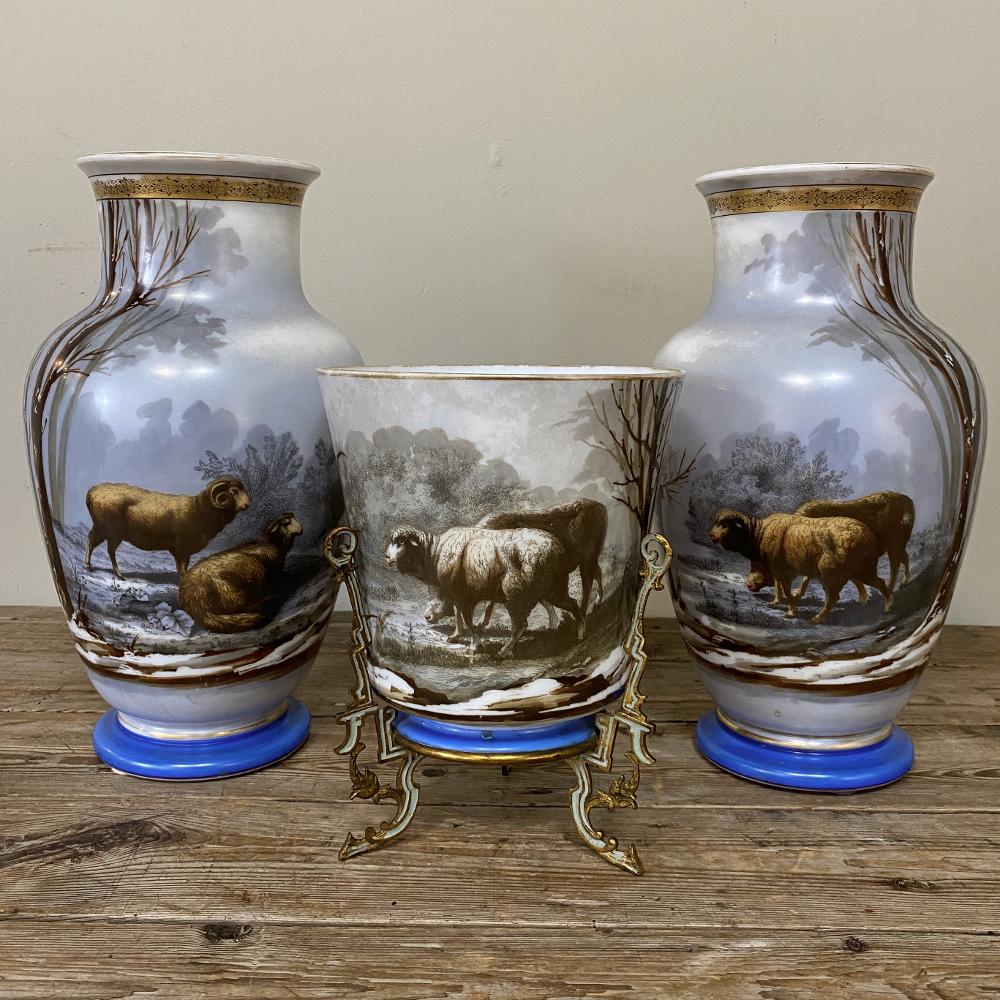 Pair of Antique Hand Painted Opaline Vases For Sale 4