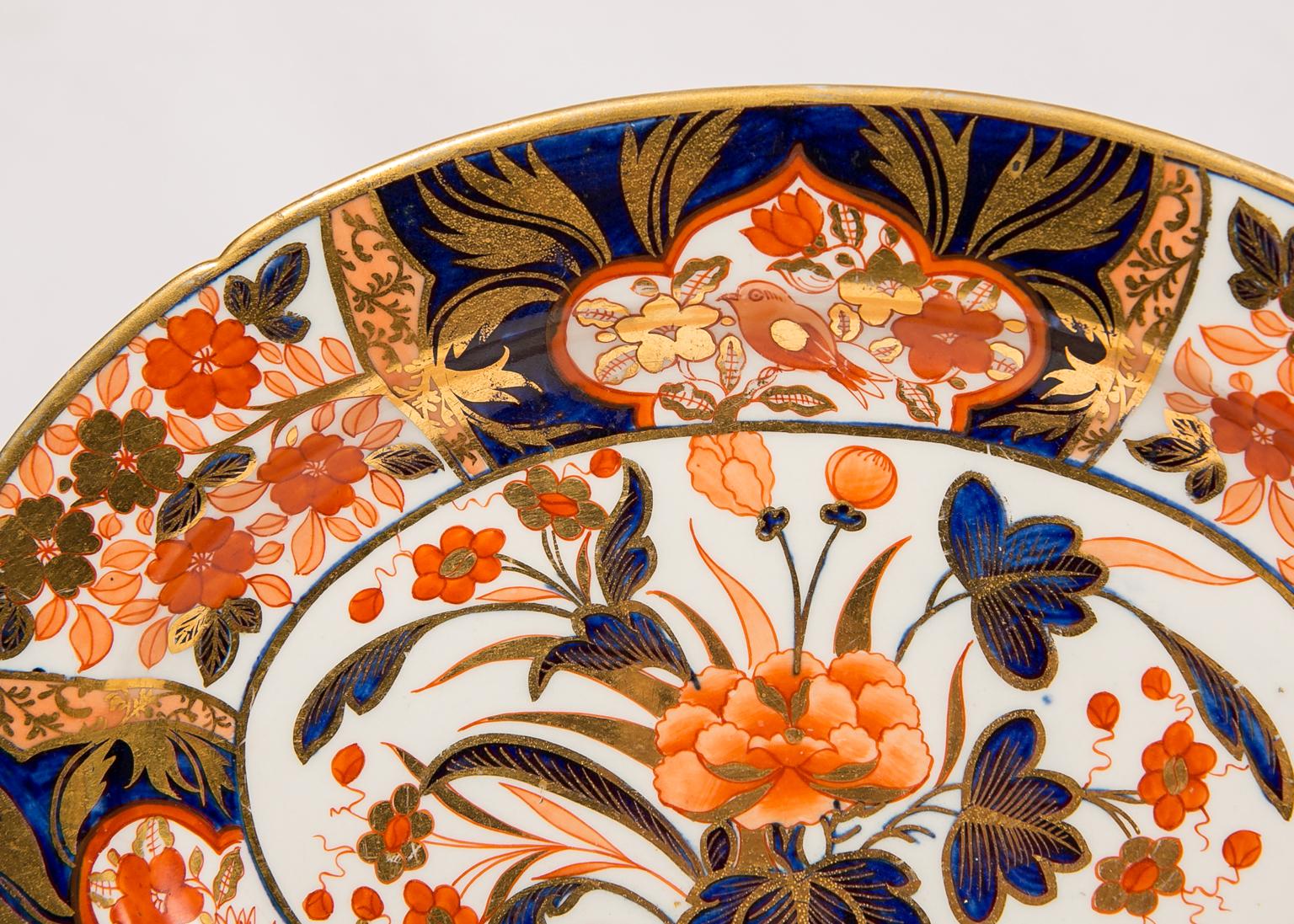 19th Century Pair Antique Imari Inspired Porcelain Dishes Hand-Painted by Coalport Circa 1810