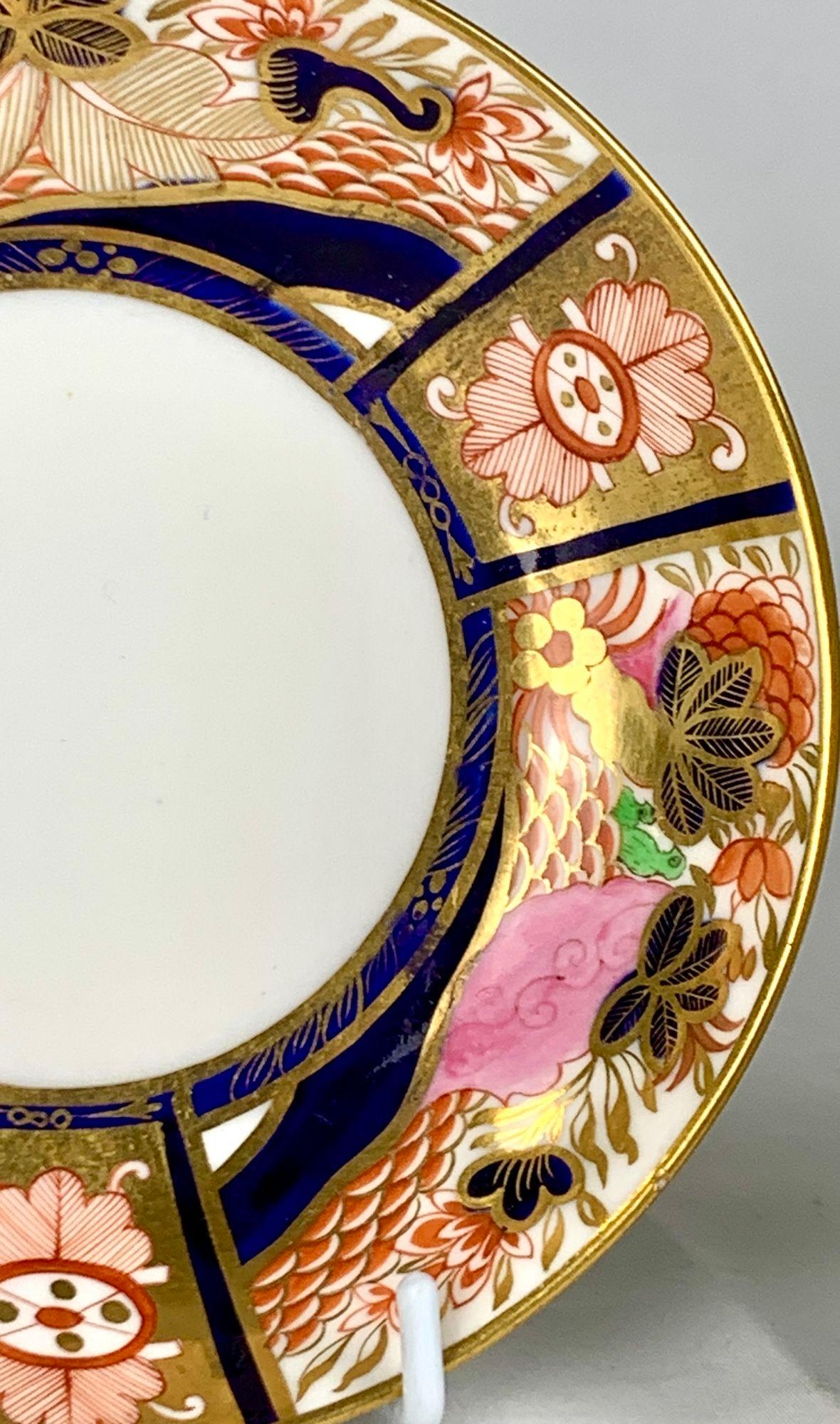 Inglese Coppia di piattini antichi in Imari Porcelain dipinti a mano da Spode Inghilterra Circa 1820 in vendita