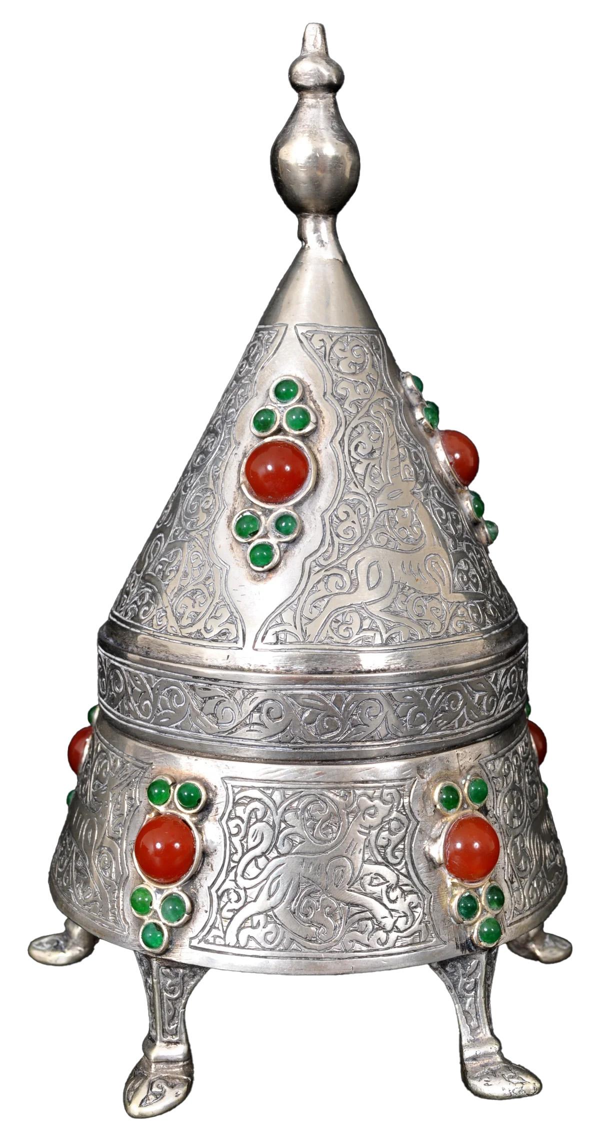 Pareja de antiguas cajas persas otomanas de plata y cornalina del periodo islámico Qajar 1880 en venta 6