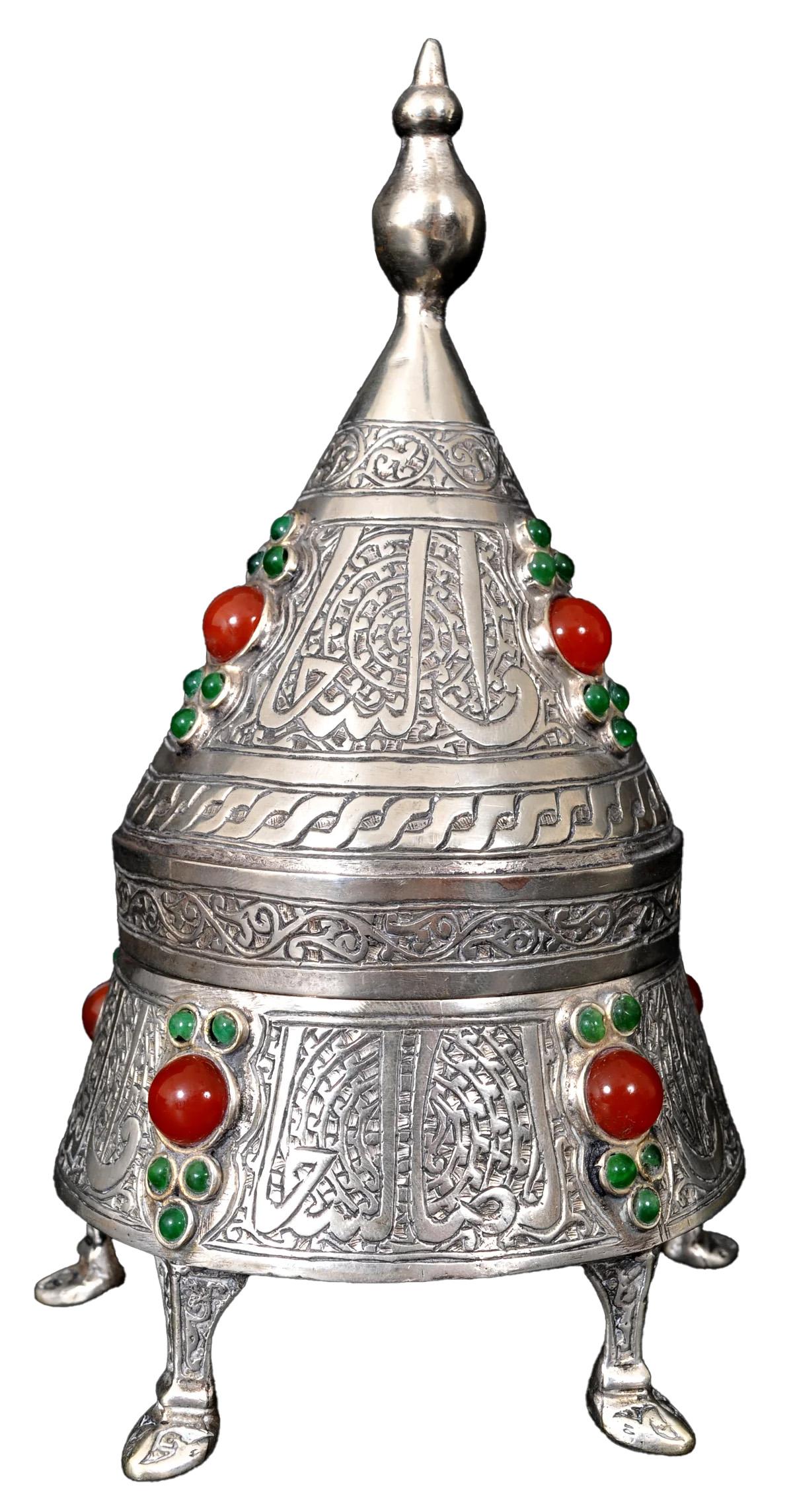 Pareja de antiguas cajas persas otomanas de plata y cornalina del periodo islámico Qajar 1880 en Bueno estado para la venta en Portland, OR