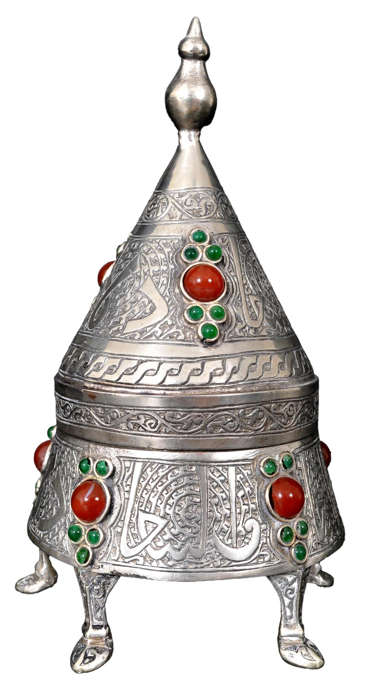 Pareja de antiguas cajas persas otomanas de plata y cornalina del periodo islámico Qajar 1880 siglo XIX en venta
