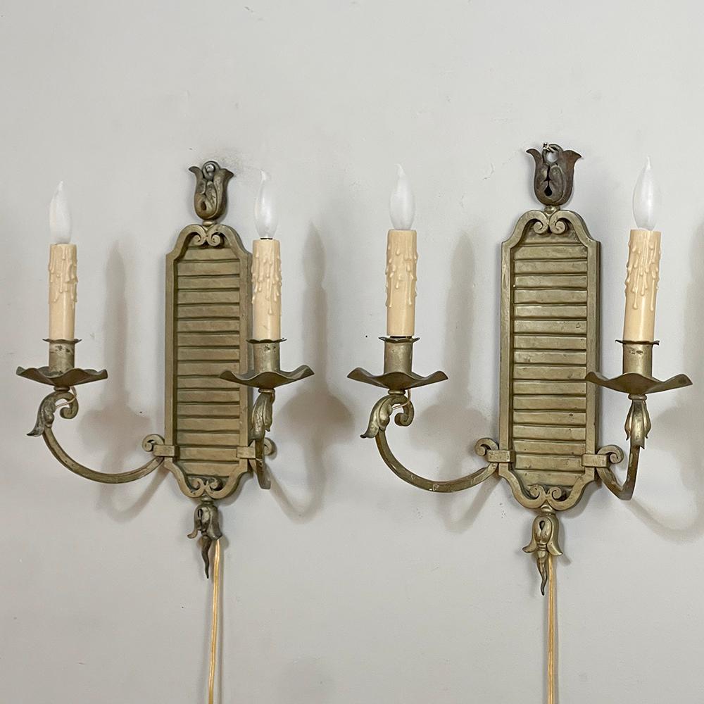 Hand-Crafted Pair Antique Italian Bronze Neoclassical Electrified Wall Sconces For Sale