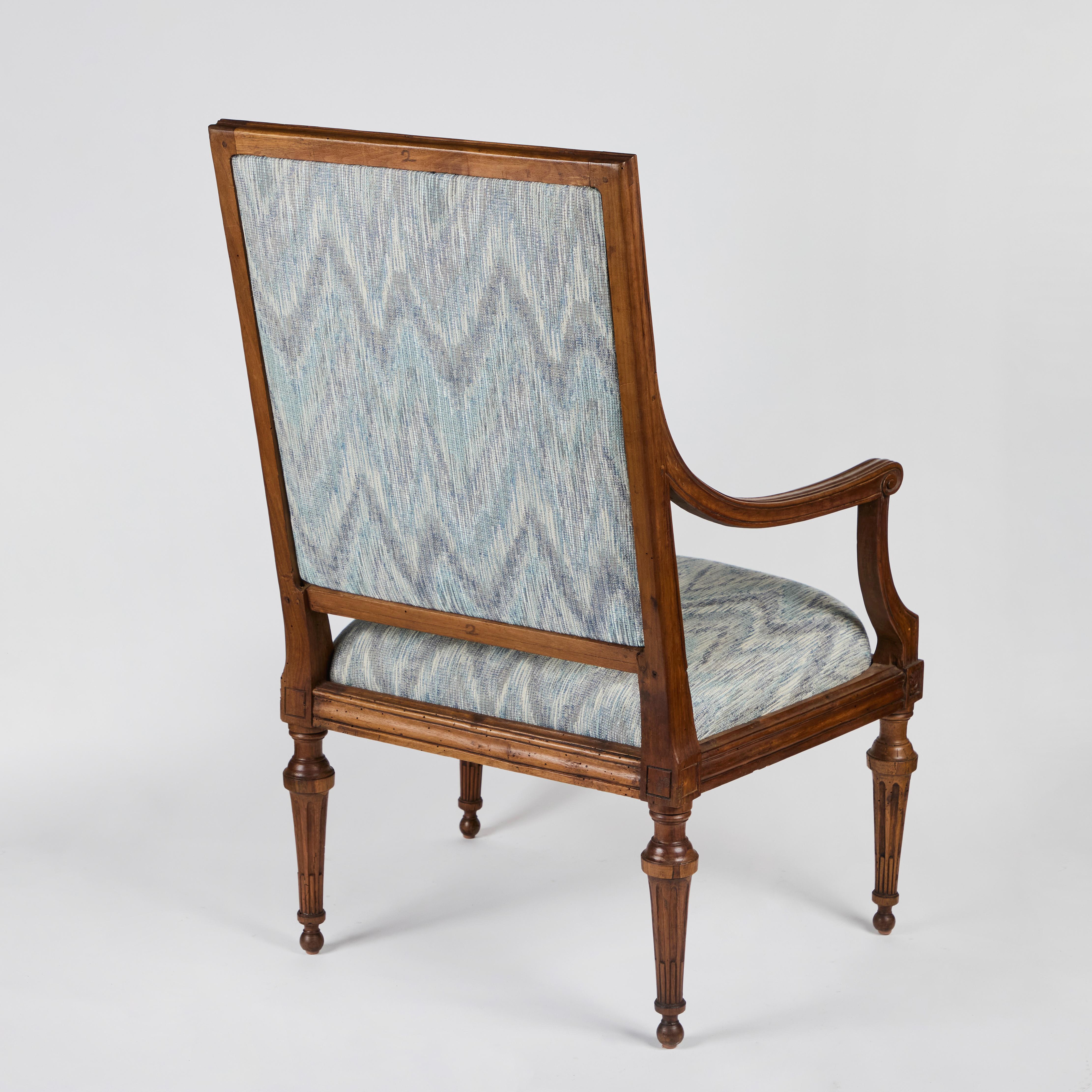 Pair Antique Italian Walnut Armchairs For Sale 5