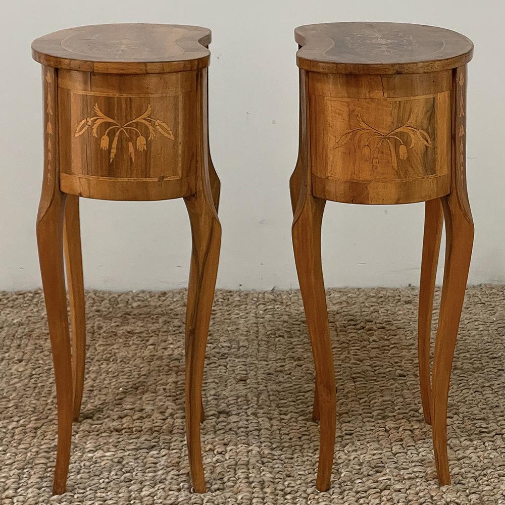 Pair Antique Italian Walnut Inlaid Kidney-Shaped End Tables, Nightstands 7