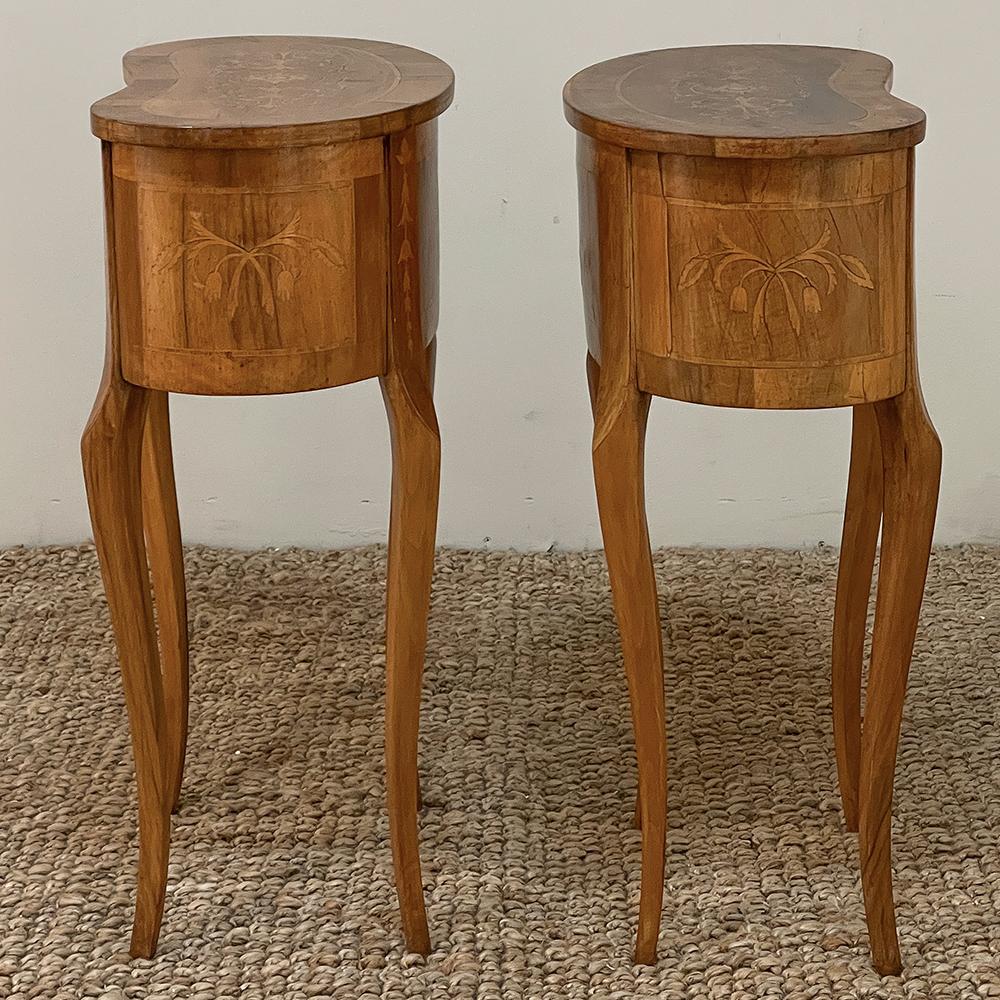 Pair Antique Italian Walnut Inlaid Kidney-Shaped End Tables, Nightstands 8