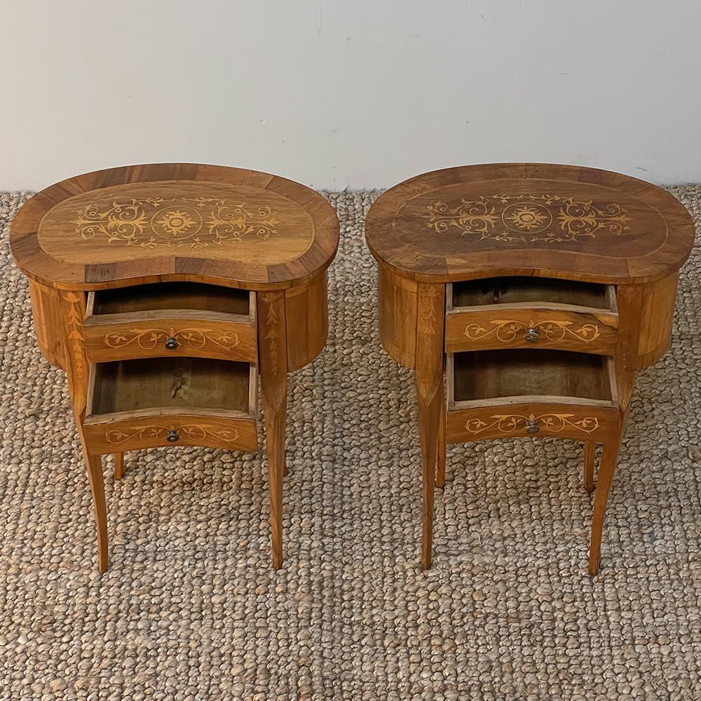 Hand-Crafted Pair Antique Italian Walnut Inlaid Kidney-Shaped End Tables, Nightstands