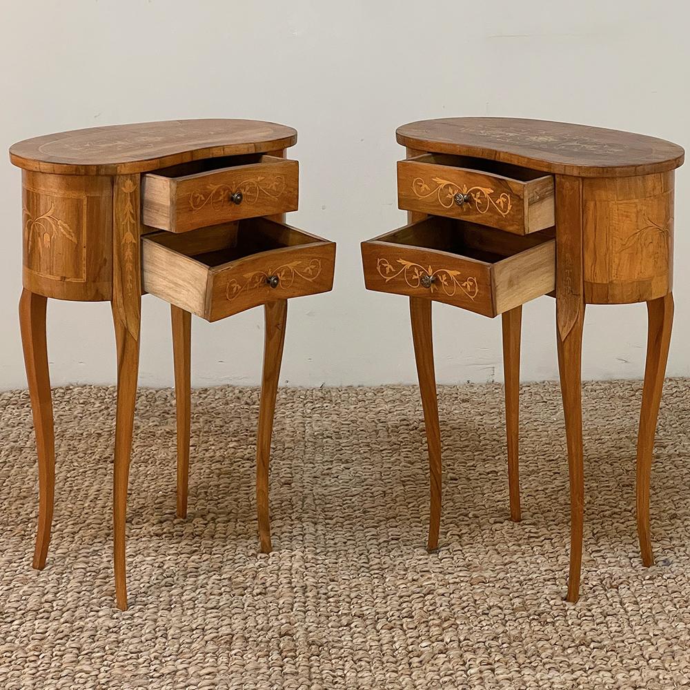 Brass Pair Antique Italian Walnut Inlaid Kidney-Shaped End Tables, Nightstands