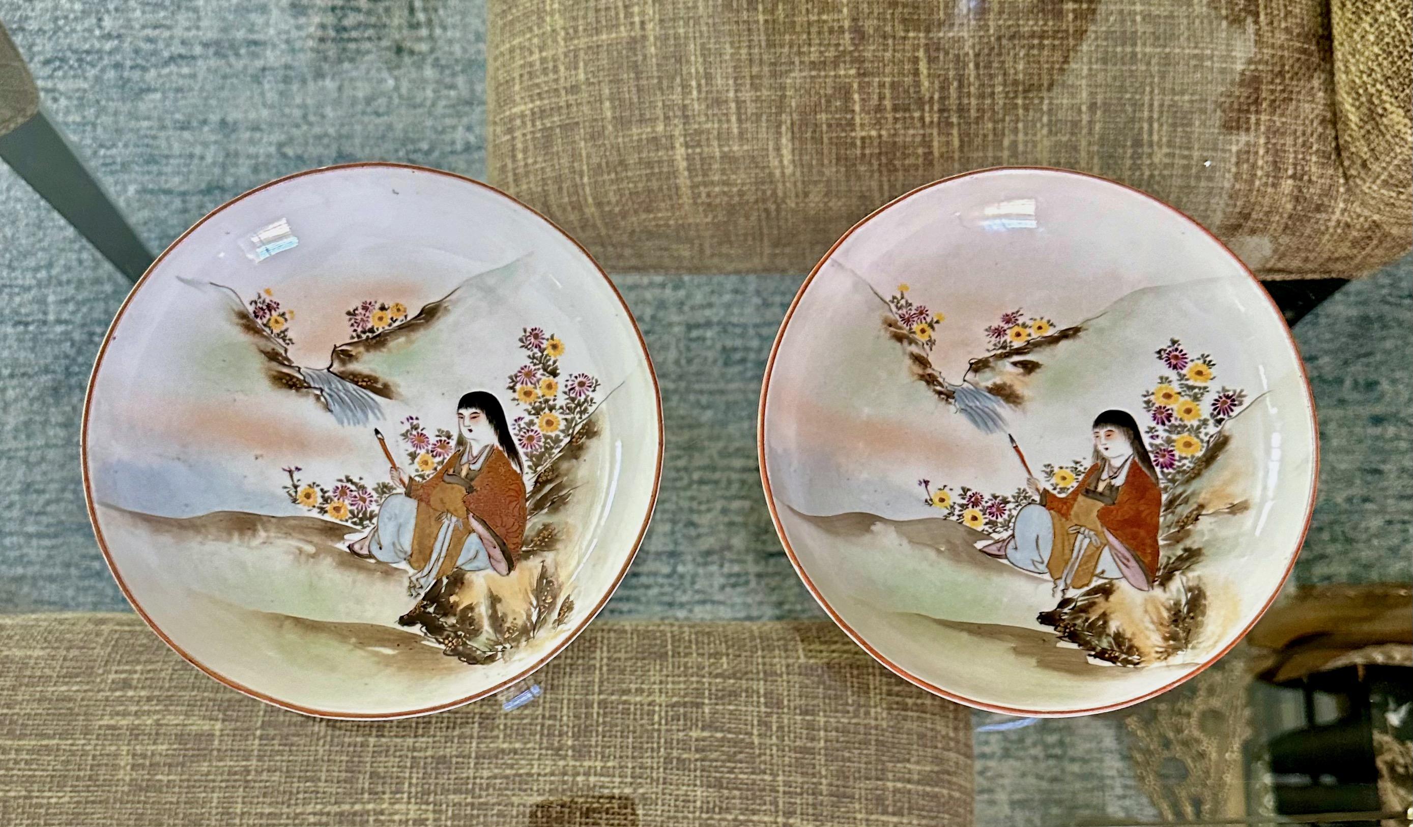 Pair Antique Japanese Early Meiji Porcelain Figural Bowls For Sale 15