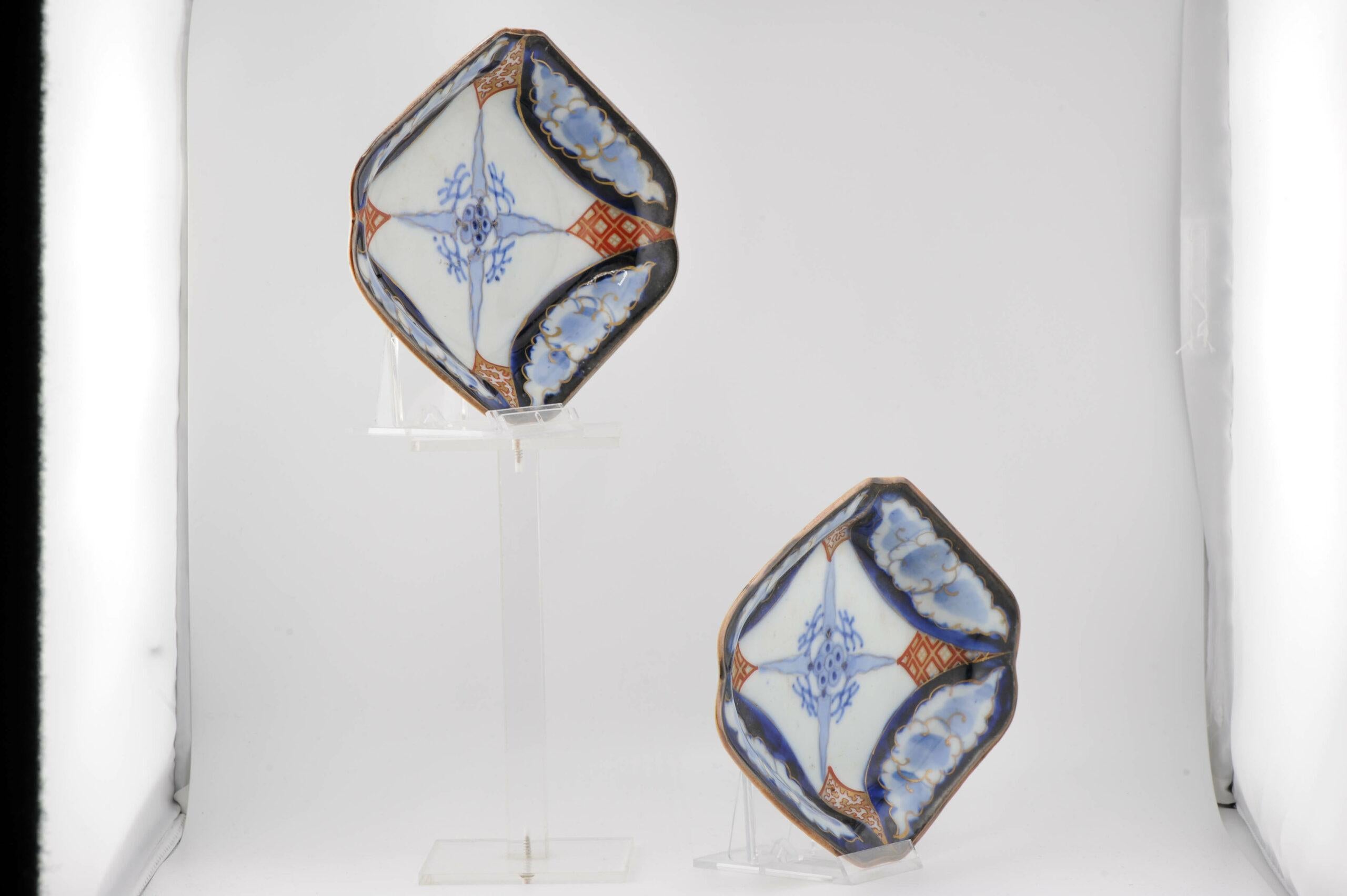 Paire de bols polychromes Meiji Arita en porcelaine japonaise ancienne 19ème siècle en vente 3