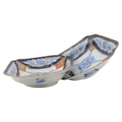 Paar antike japanische polychrome Meiji-Arita-Schalen aus Porzellan des 19. Jahrhunderts