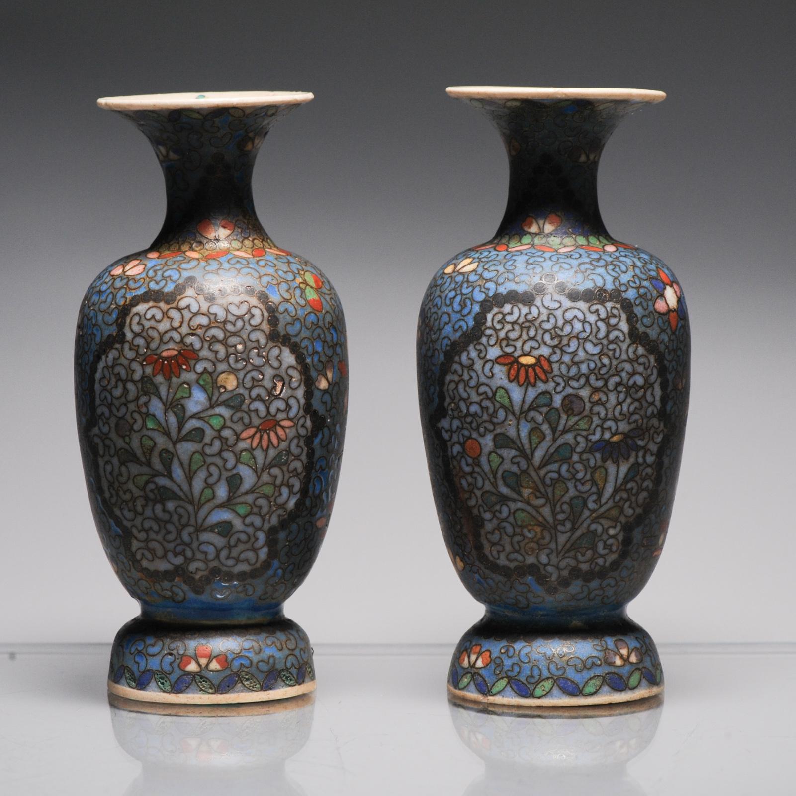 Paar antike japanische Totai Shippo Cloisonné auf Satsuma Vasen Japanisch 19.Jh. im Angebot 3
