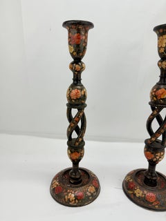 Paar, antike Kashmiri Barley Twist Polychrome dekoriert Kerzenständer 16"