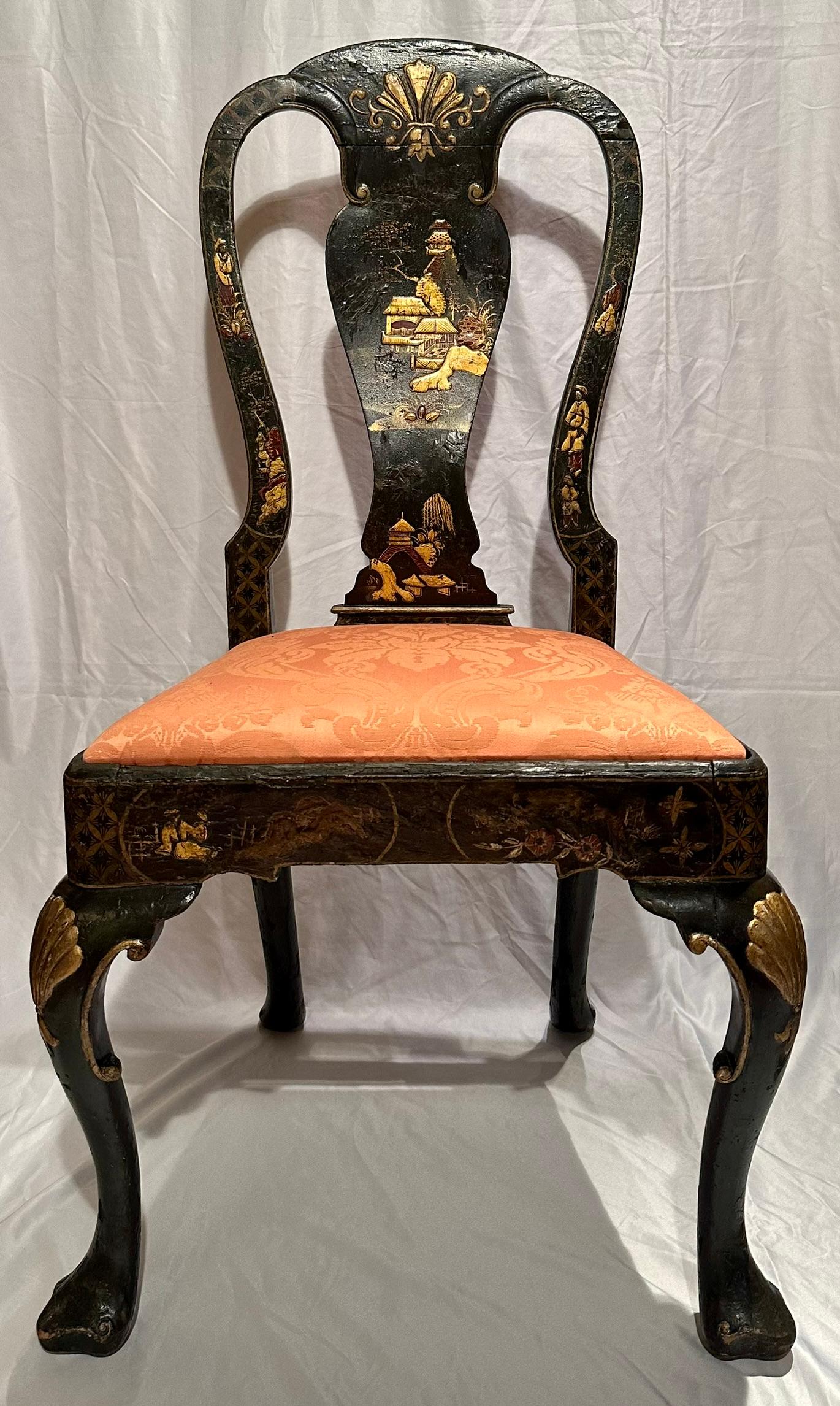 Anglais Paire de chaises d'appoint anciennes de la fin du 19e siècle, laquées à la Chinoiserie anglaise. en vente