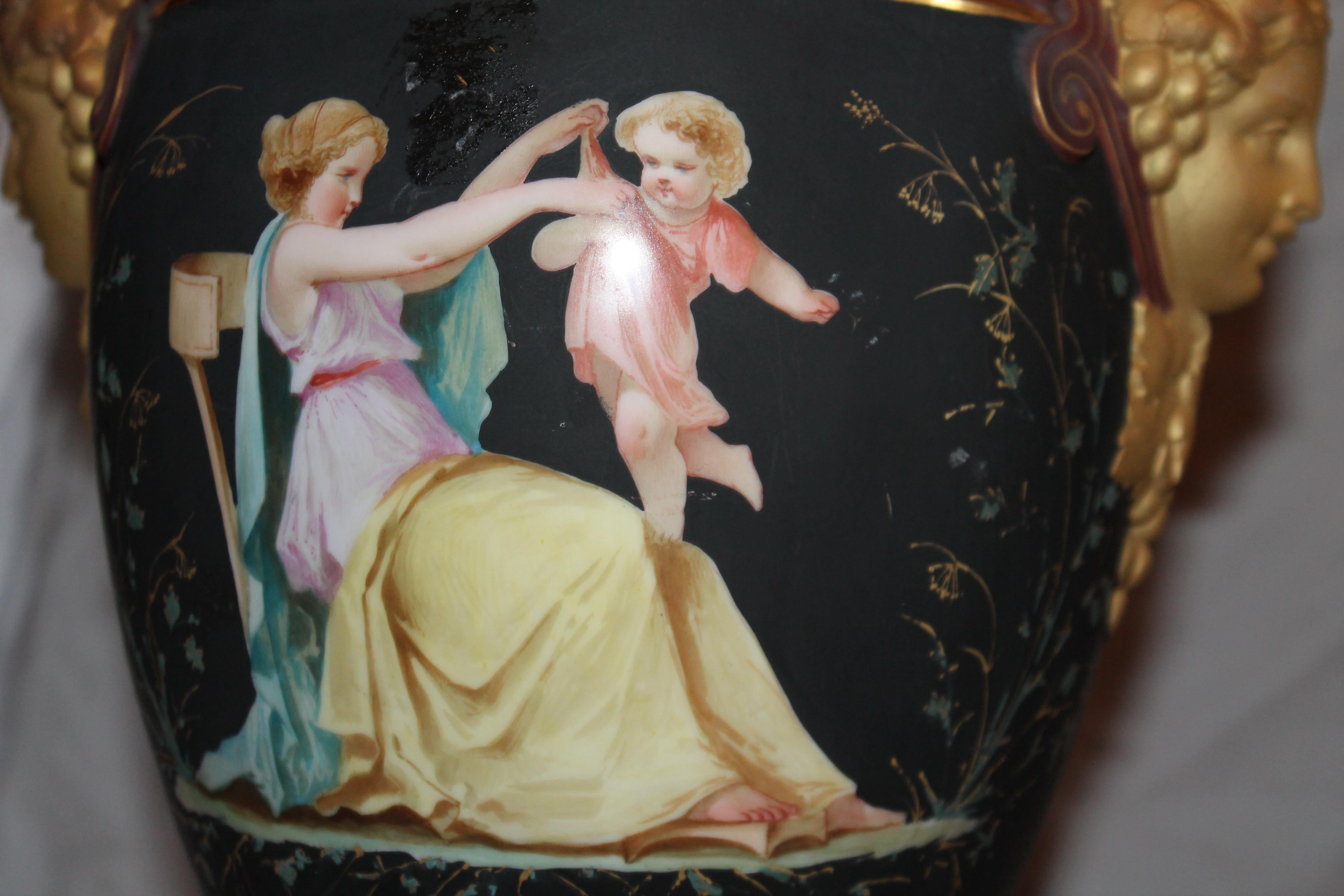 Paar antike Louis XVI Stil Schwarz Bisque Cherub & Maiden dekoriert Tischlampen im Zustand „Gut“ im Angebot in Opa Locka, FL