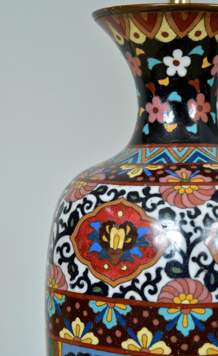 Pair Antique Meiji Japanese Oriental Cloisonne Enamel Vase Table Lamps Black For Sale 7