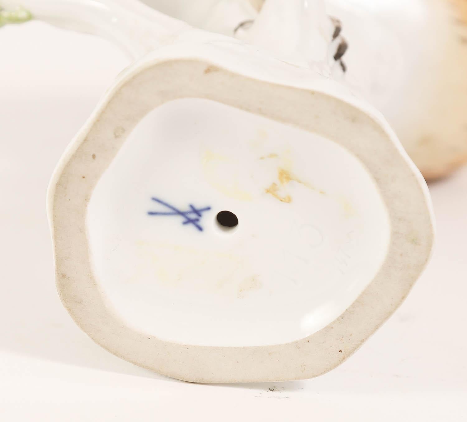 Glazed Pair Antique Meissen Thrush Bird Porcelain Figurines