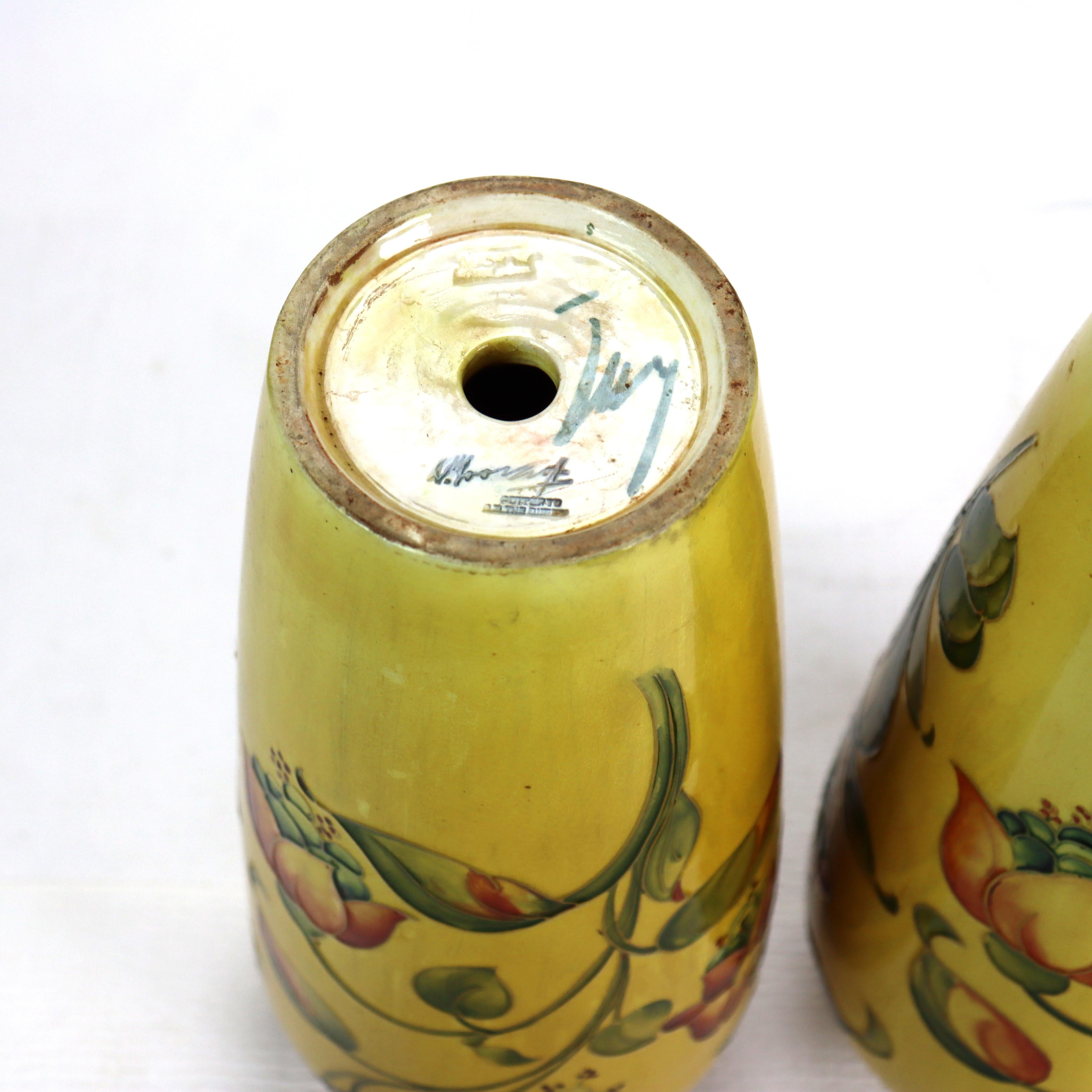 Pair Antique Moorcroft High Glaze Floral Pottery Vase (Drilled for Lamp Bases) im Zustand „Gut“ im Angebot in Big Flats, NY