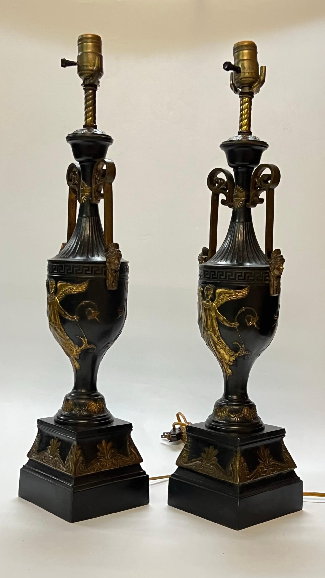 Pair Antique Neoclassical Patinated Bronze Table Lamps For Sale 3