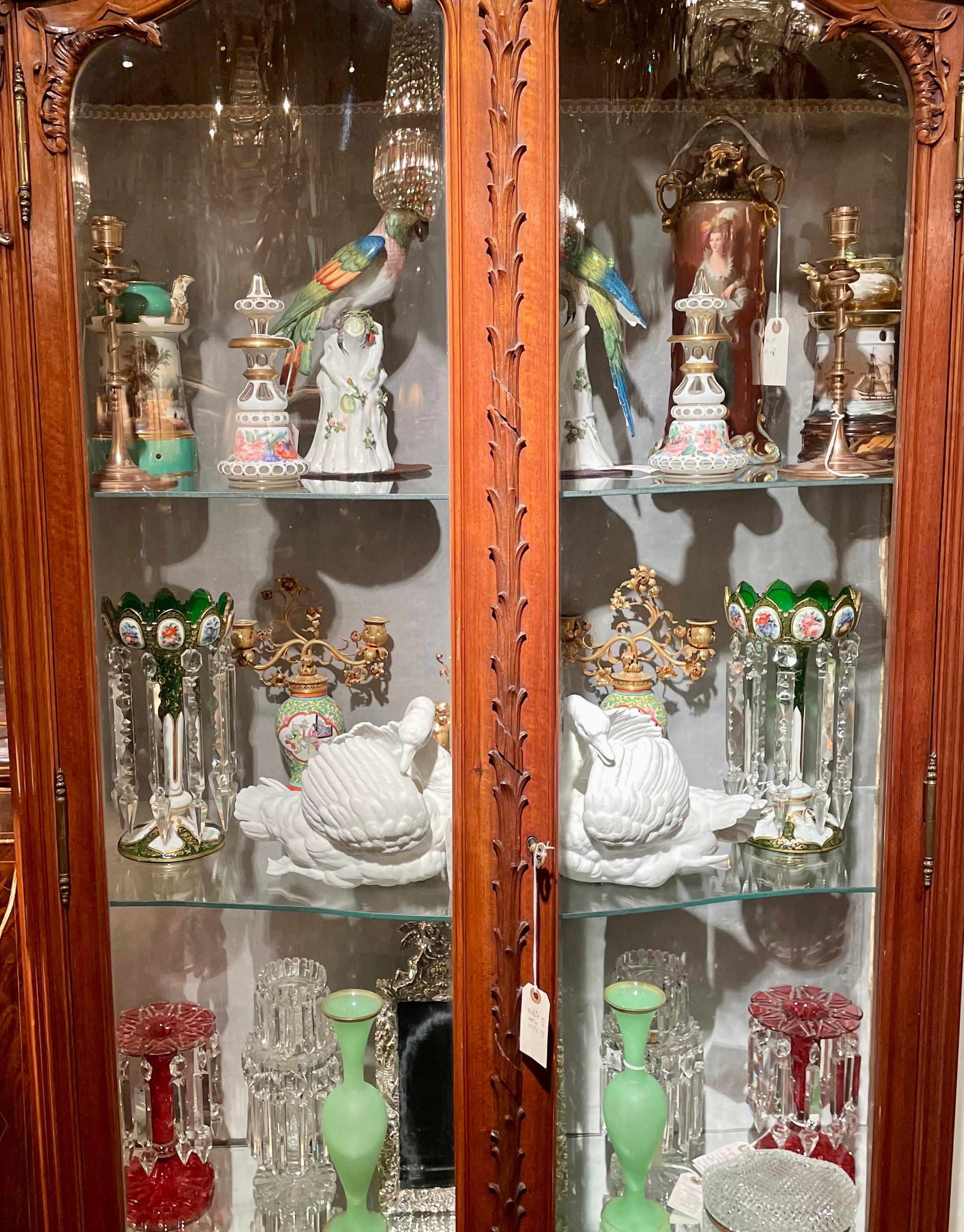 Paire de parfums anciens en opaline, vers 1860-1870 en vente 3