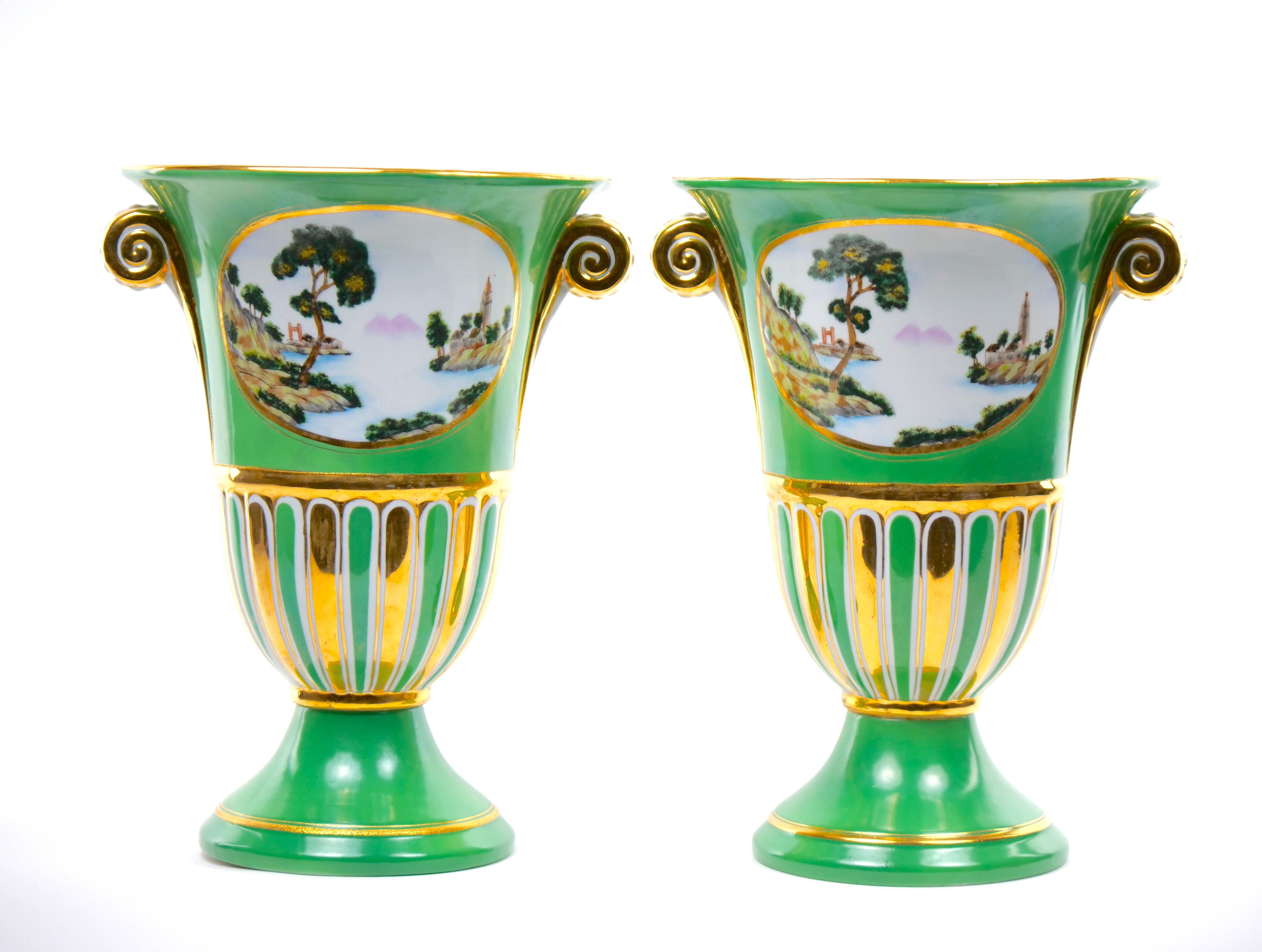 Pair Early 20th Century Paris Porcelain Parcel Gilt / Hand Painted Vases For Sale 10