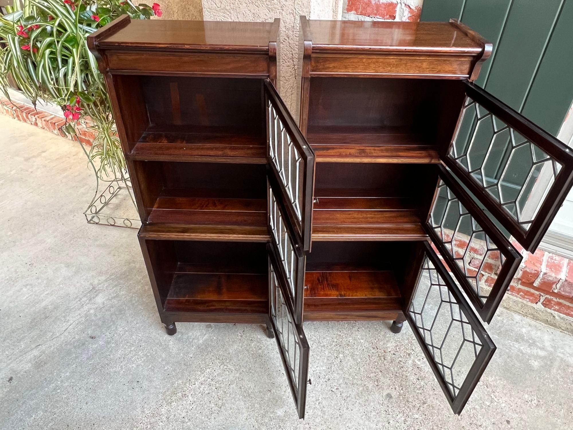 Pair Antique Petite English Lawyer Barrister Bookcase Leaded Glass Mahogany In Good Condition In Shreveport, LA