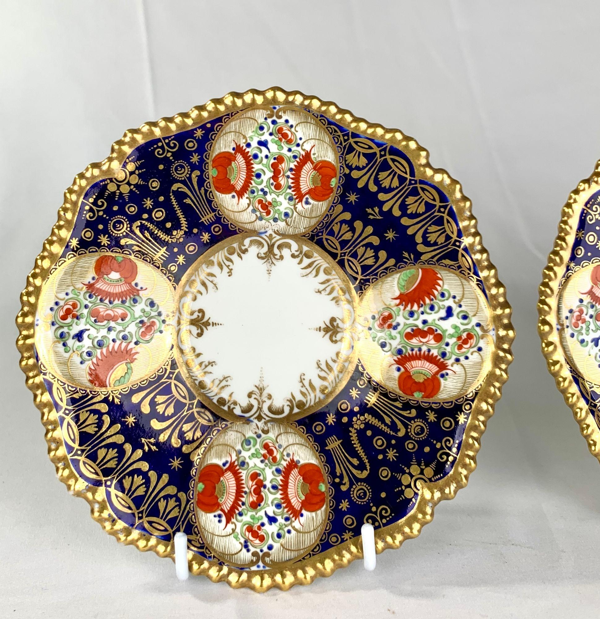 Hand-Painted Pair Antique Porcelain Cups and Saucers by FBB Worcester Hand Painted Circa 1820 For Sale