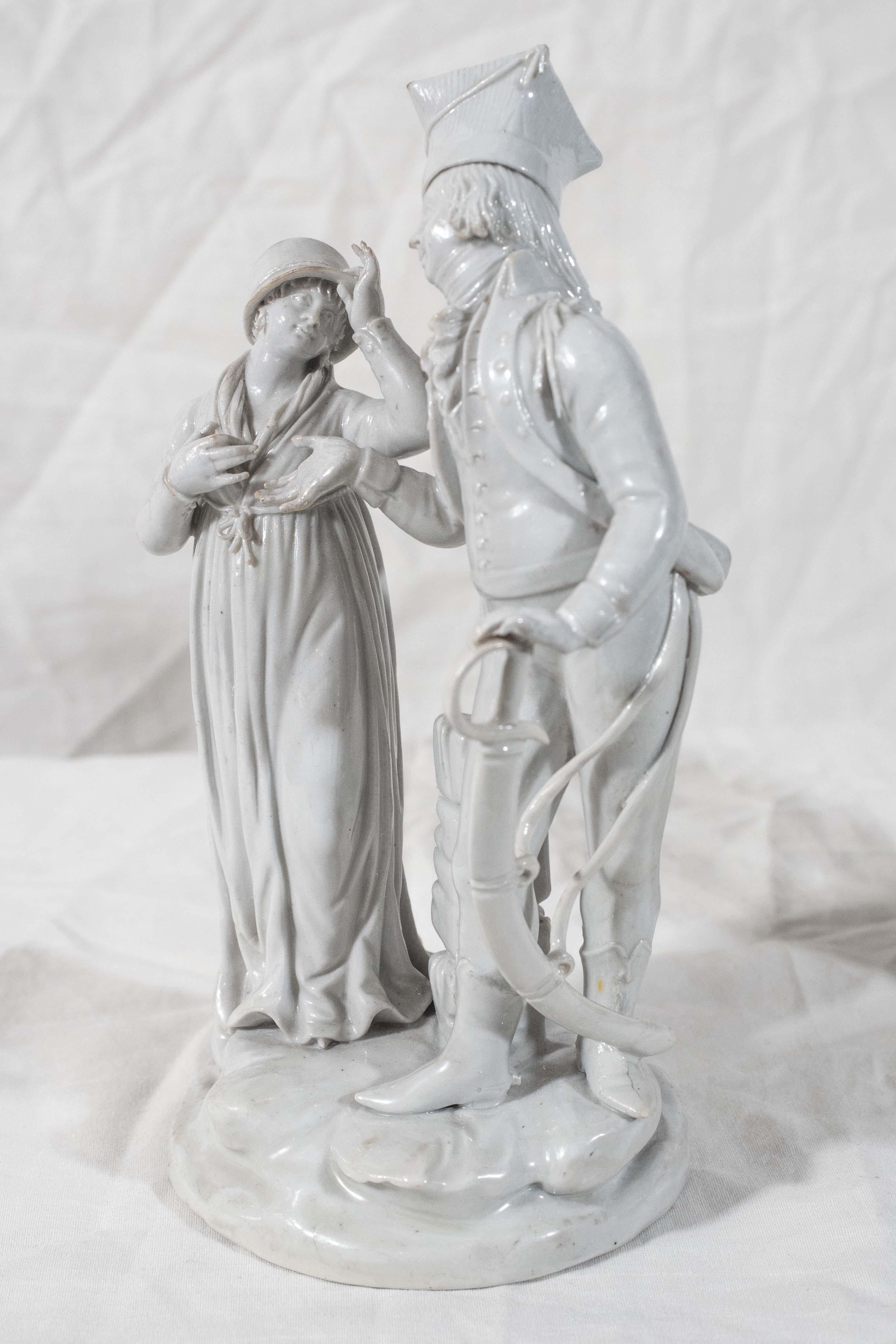 2 Pares Estatuas Antiguas de Porcelana S. XVIII Colección del Museo Metropolitano Le Nove en venta 2