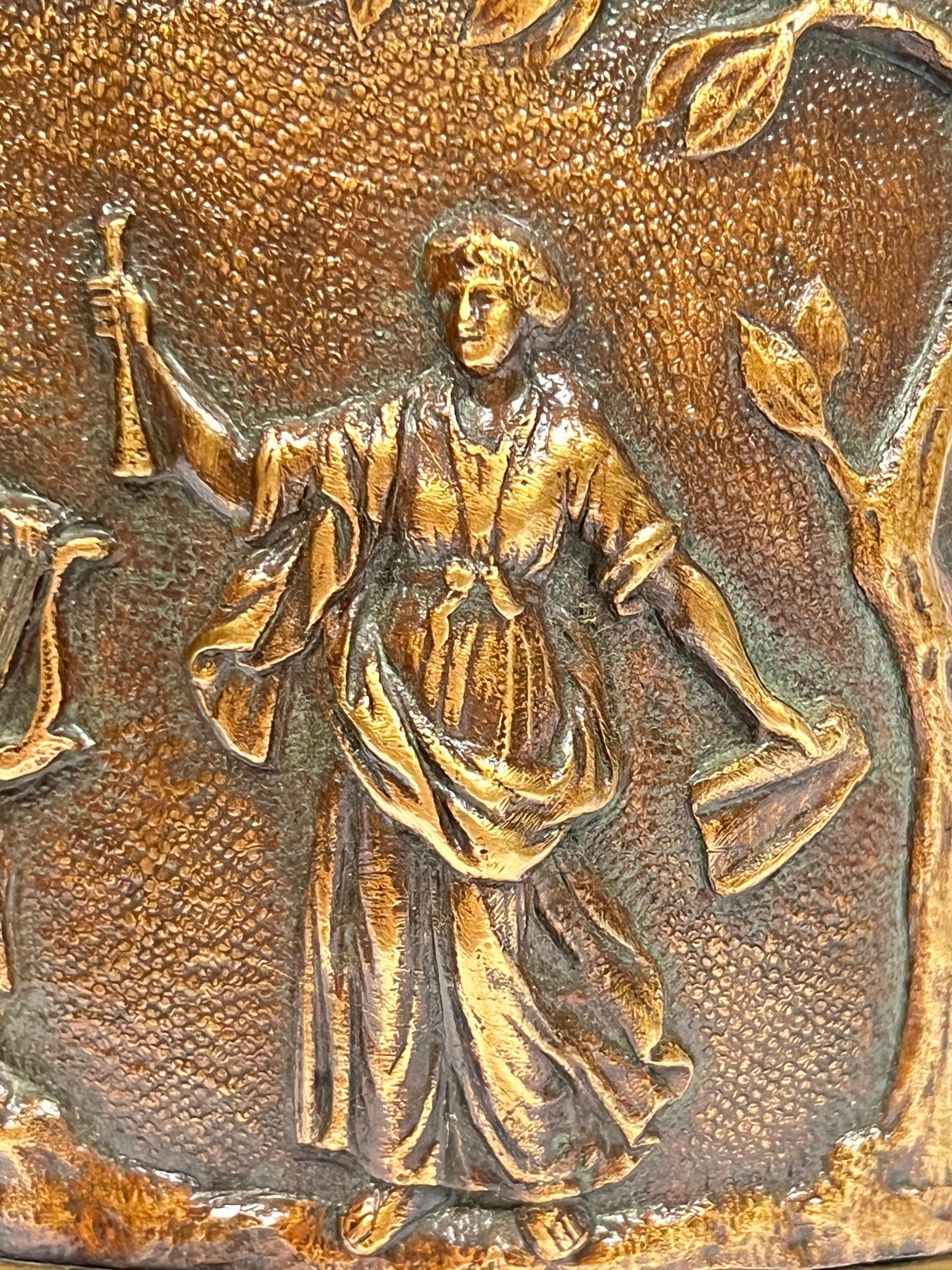 Paire de vases anciens en bronze patiné de style néoclassique romain en vente 10