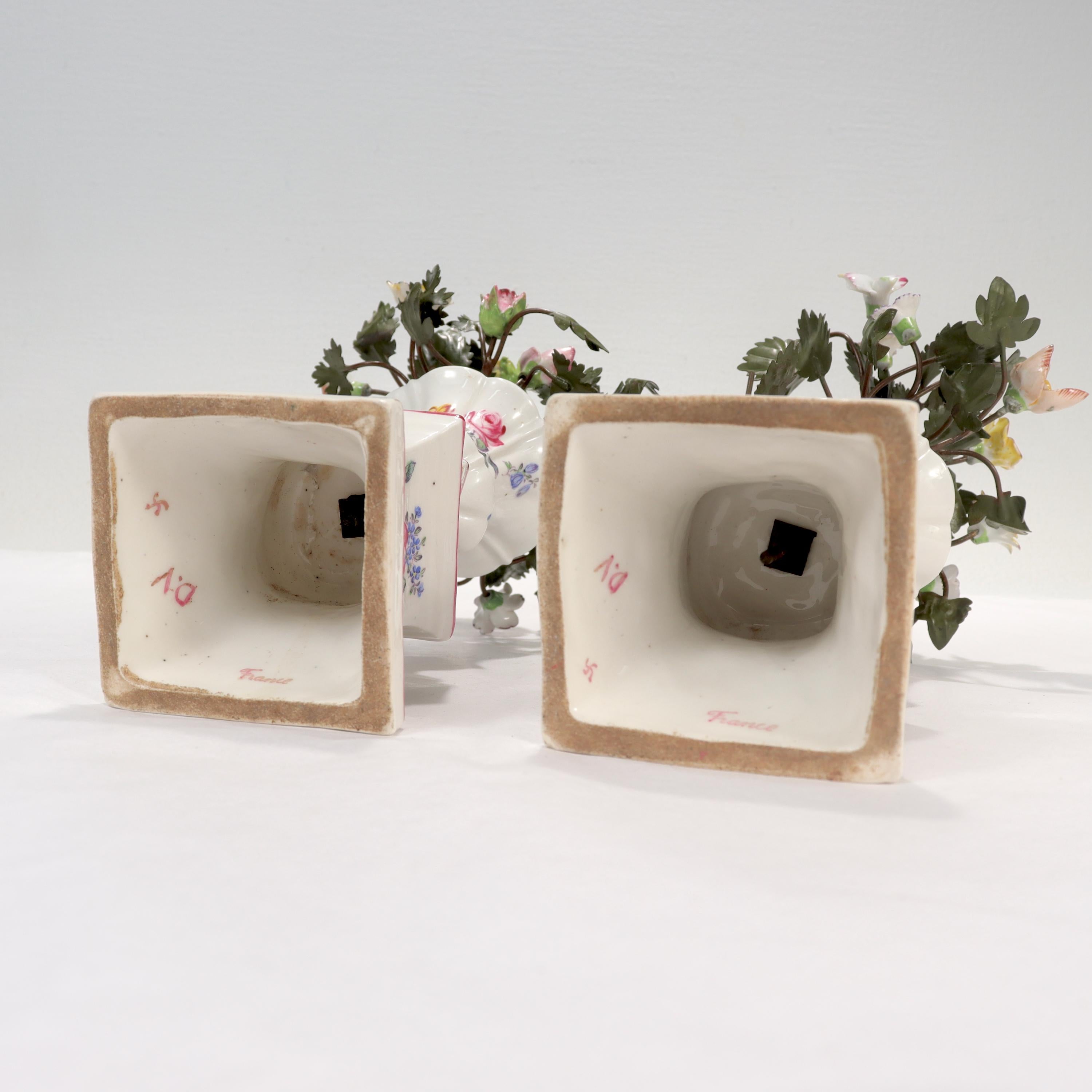Paar antike Samson Mennecy-Blumenvasen/Töpfe aus Zinn und Porzellan im Angebot 8